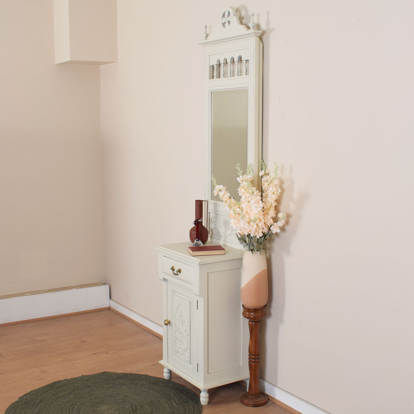 Painted Mahogany Mirrored Hall Stand