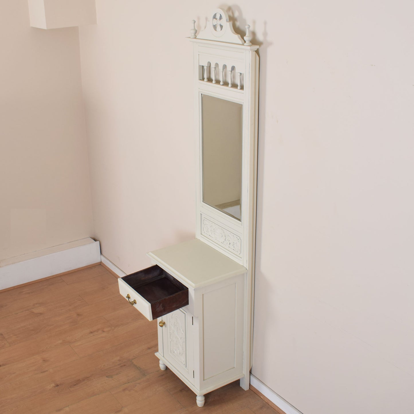 Painted Mahogany Mirrored Hall Stand