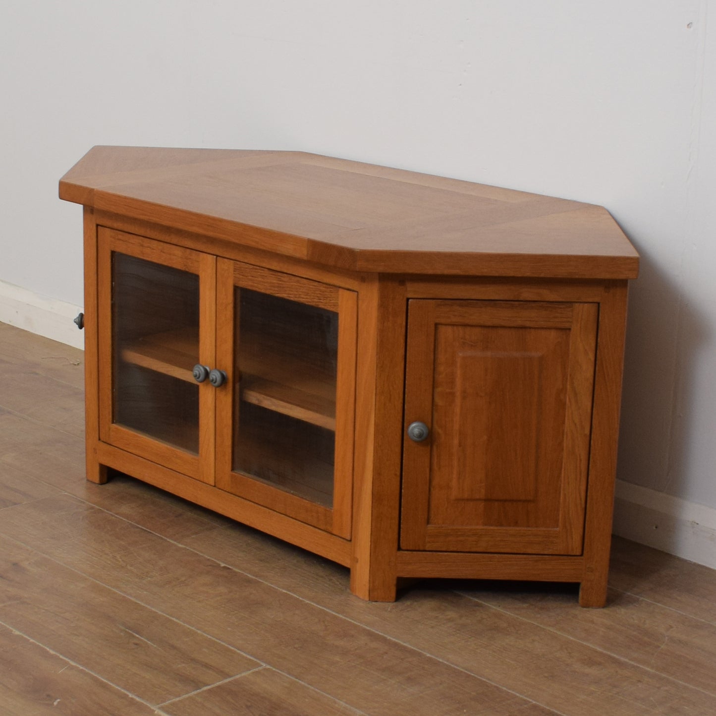 Oak TV Cabinet