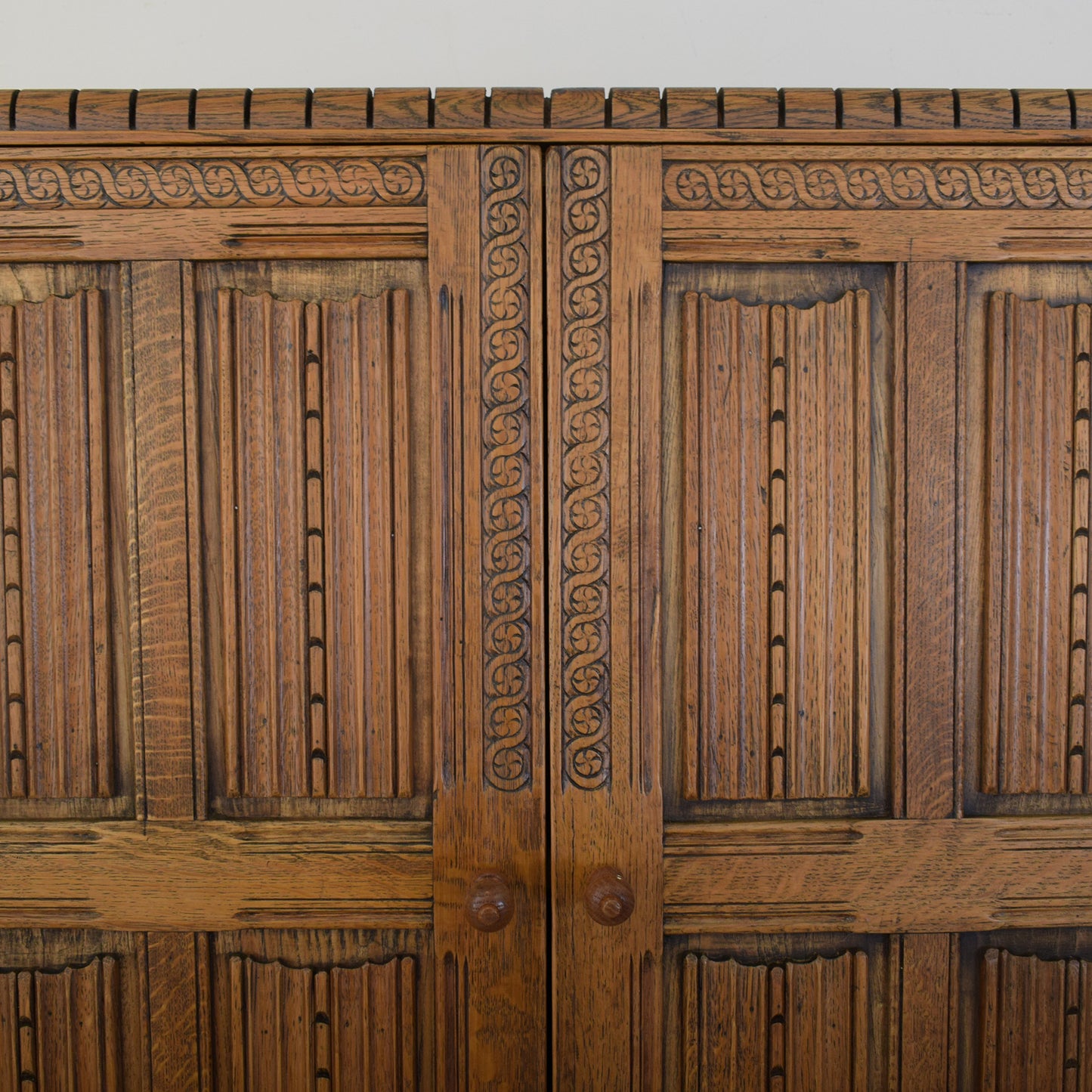 Linenfold Wardrobe