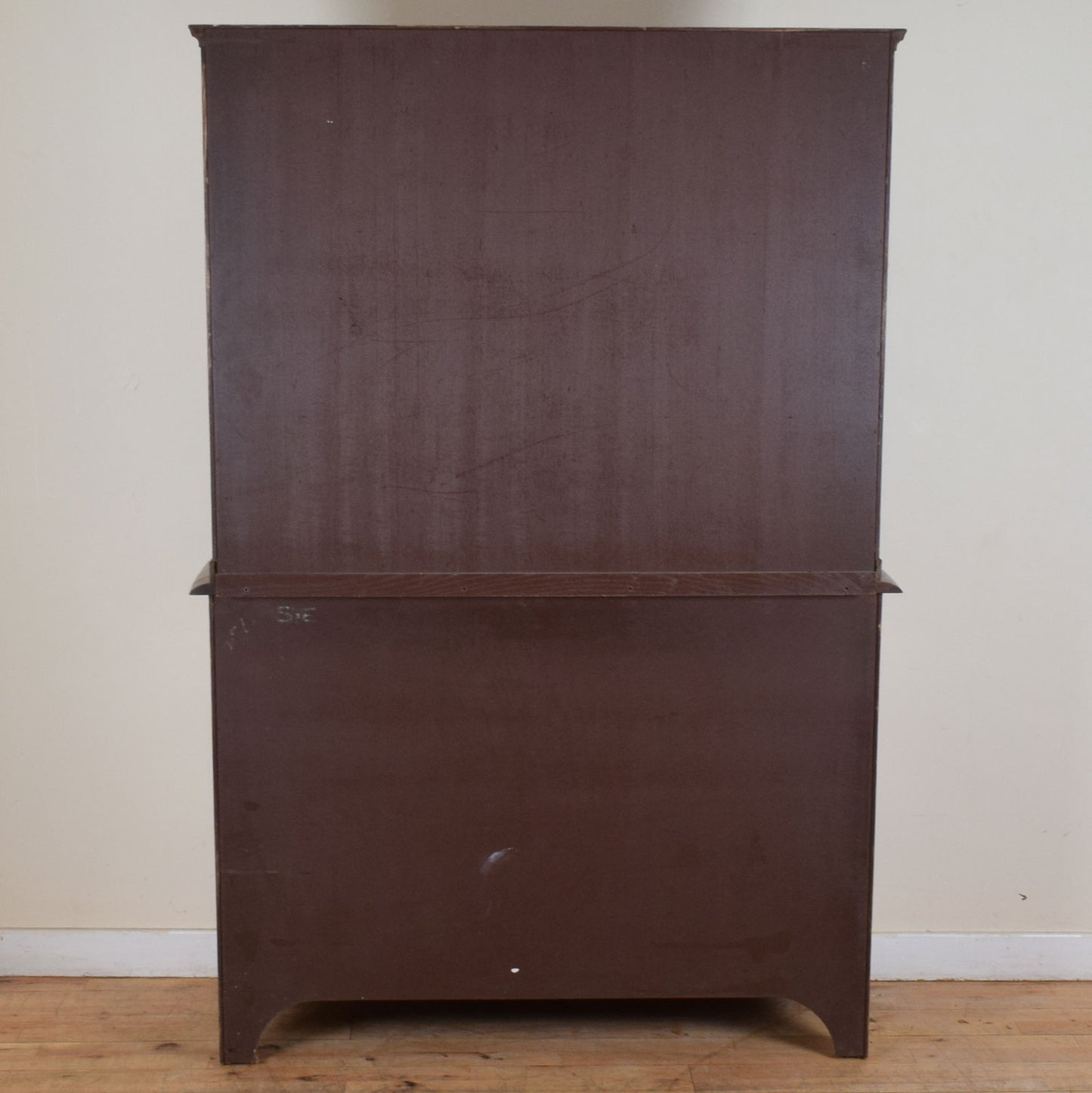 Priory Dresser