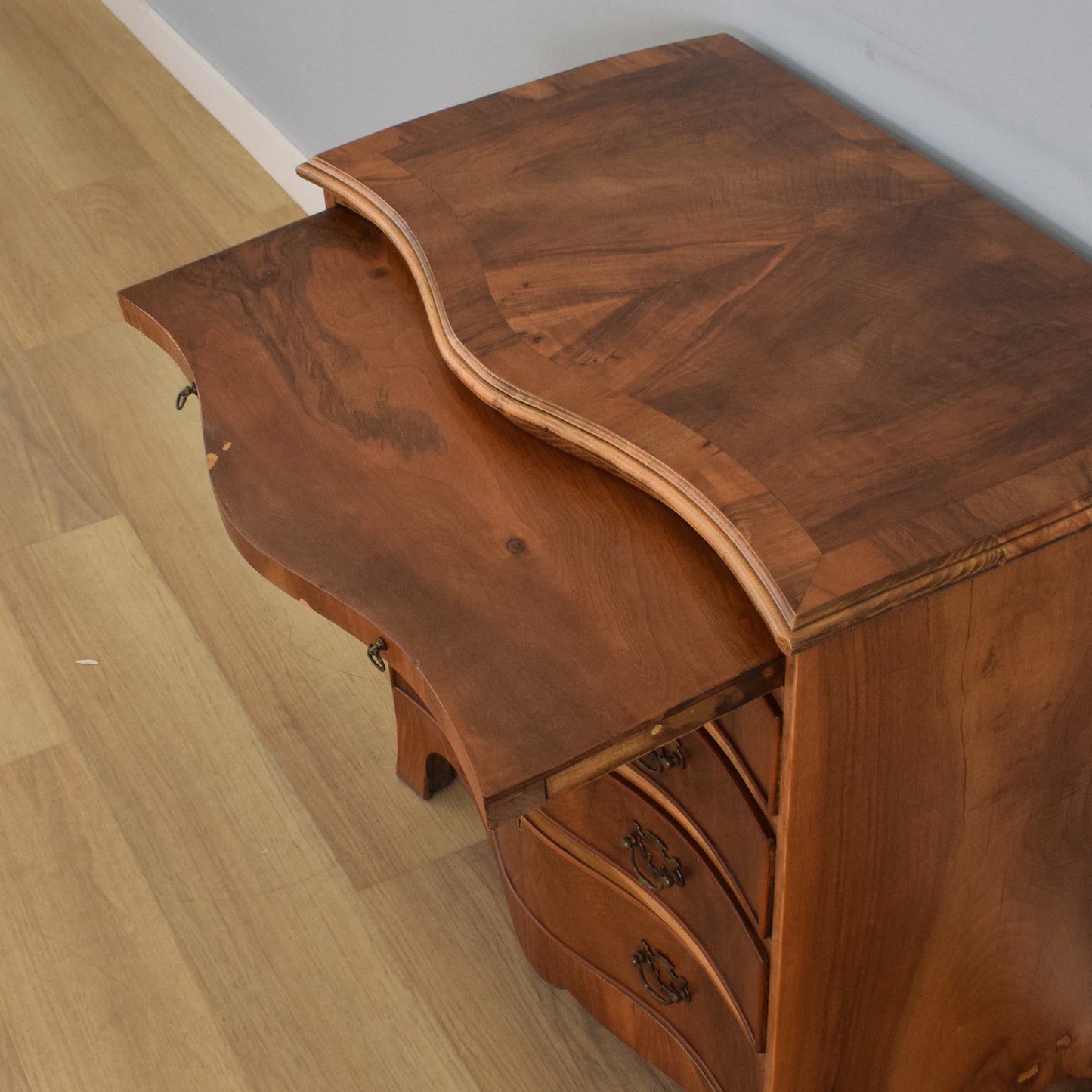 Bow Fronted Mahogany Chest of Drawers
