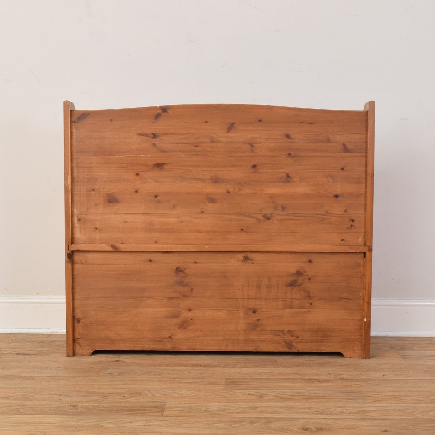 Restored Pine Settle