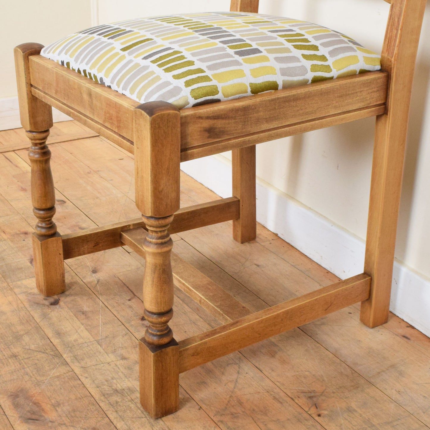 Farmhouse Oak Table and Four