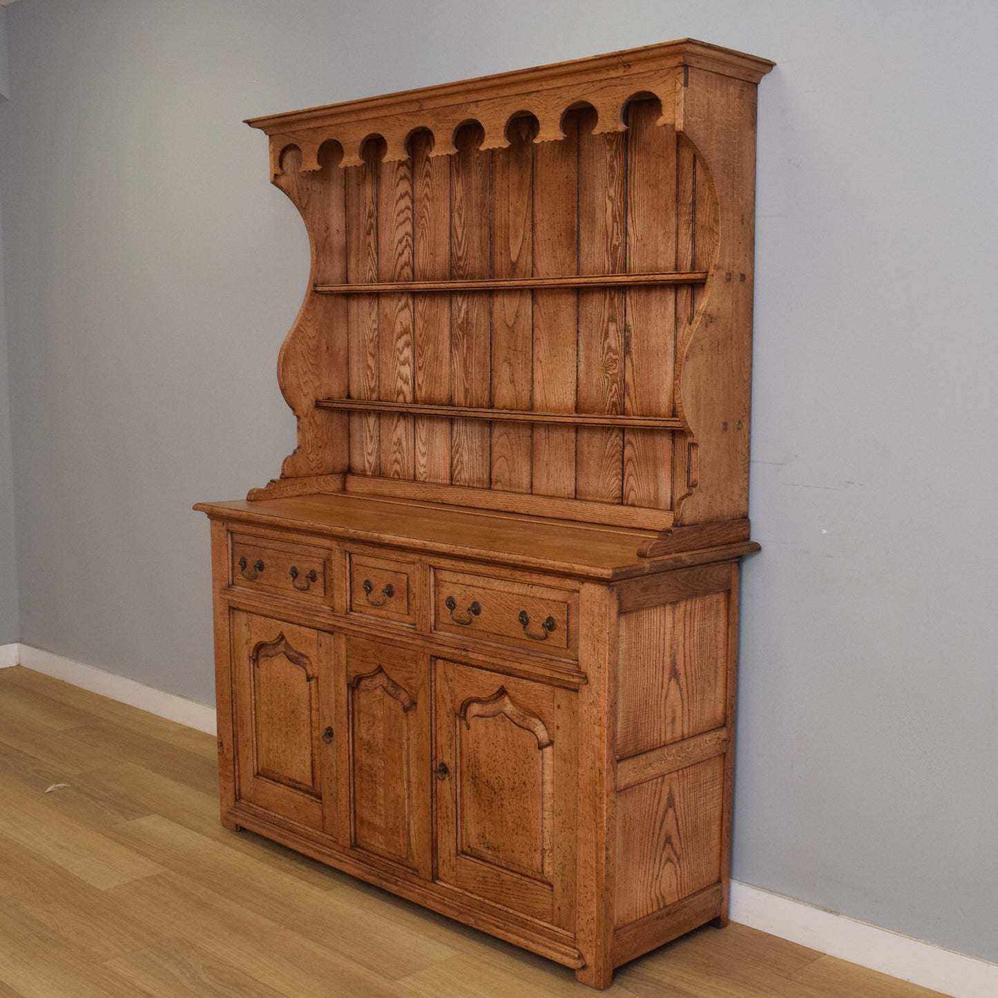 Rustic Solid Oak Dresser