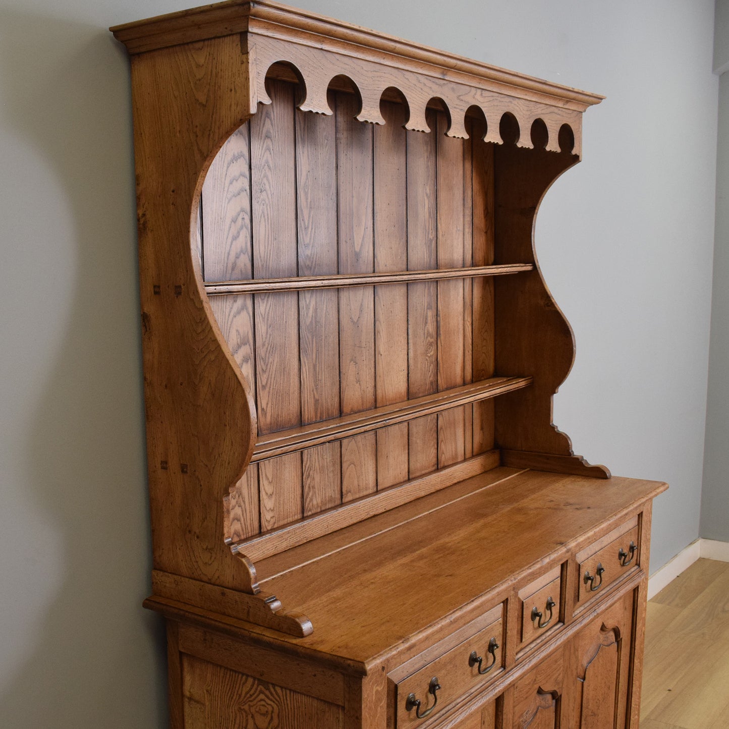 Rustic Solid Oak Dresser