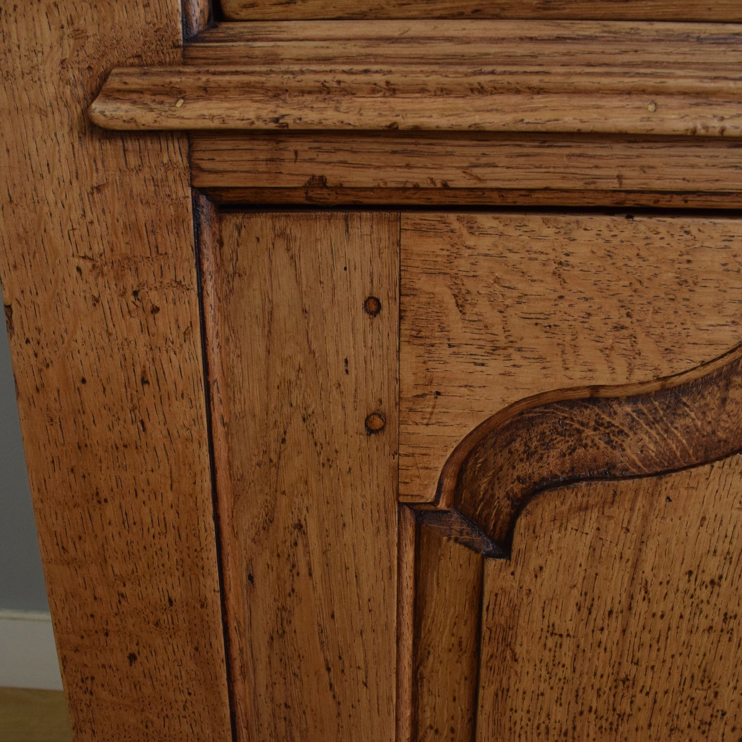 Rustic Solid Oak Dresser