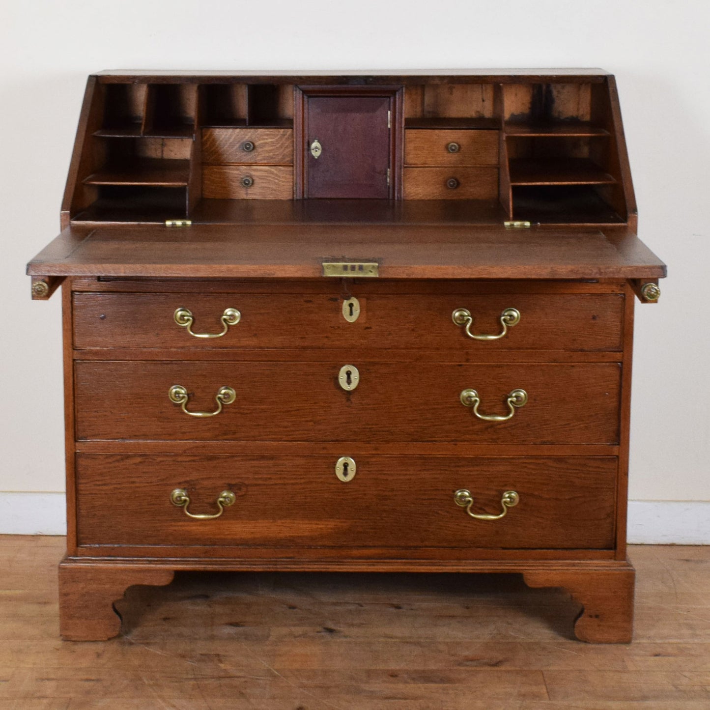 Rustic Oak Georgian Bureau