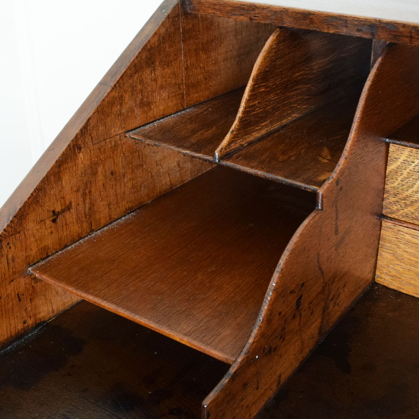 Rustic Oak Georgian Bureau