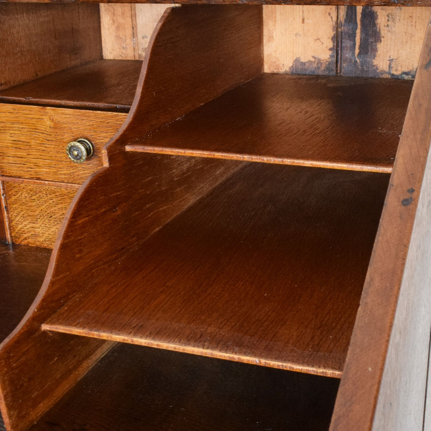 Rustic Oak Georgian Bureau
