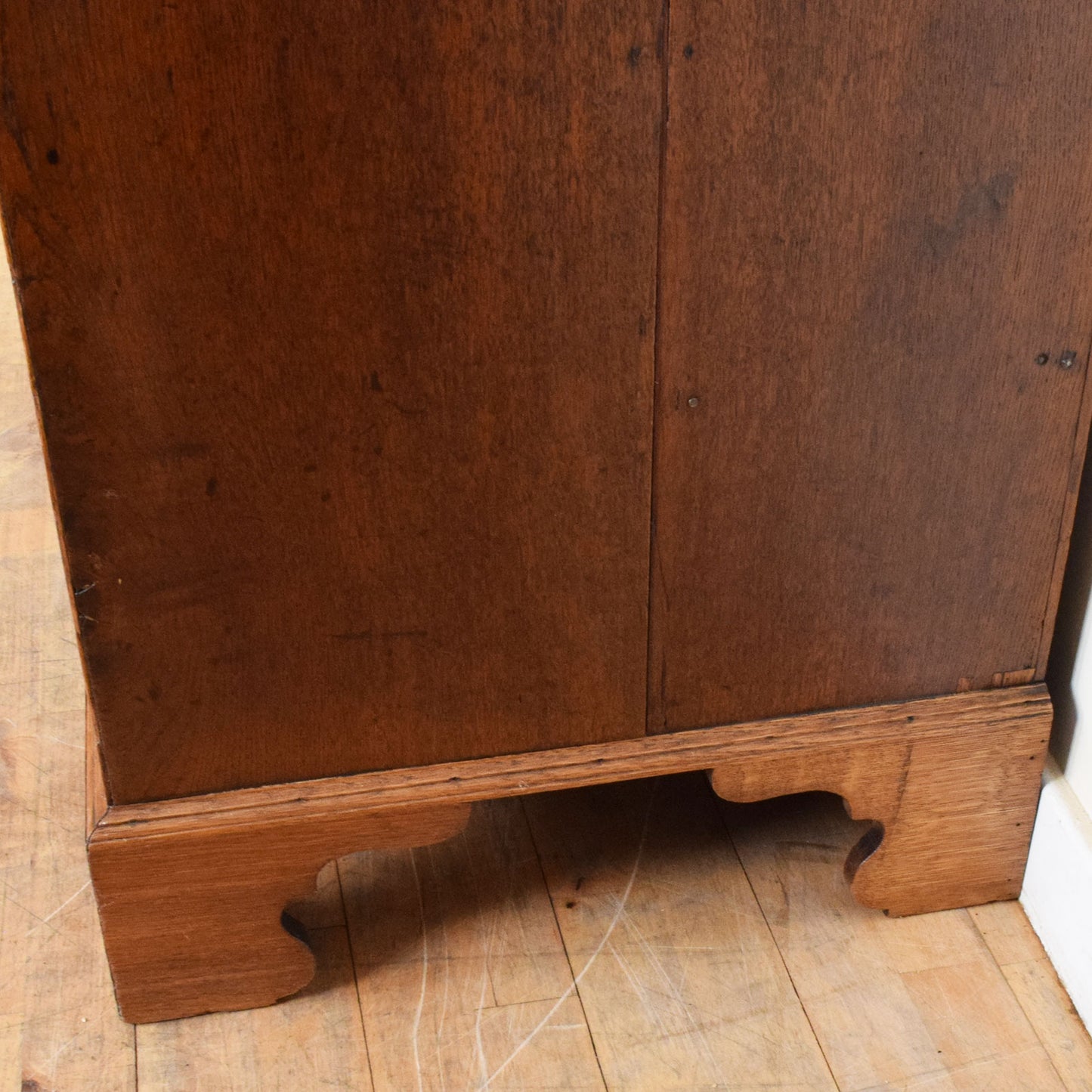 Rustic Oak Georgian Bureau