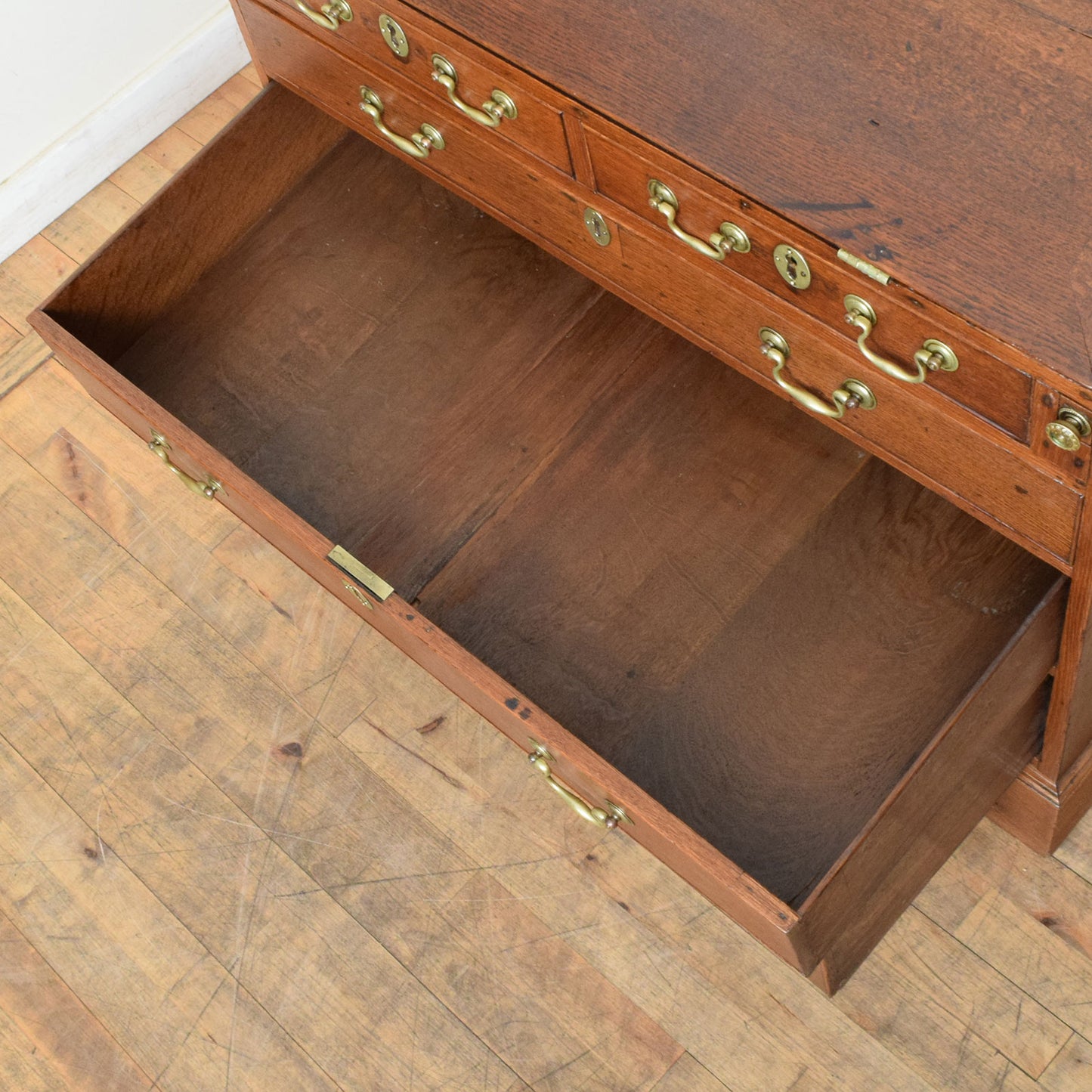 Rustic Oak Georgian Bureau