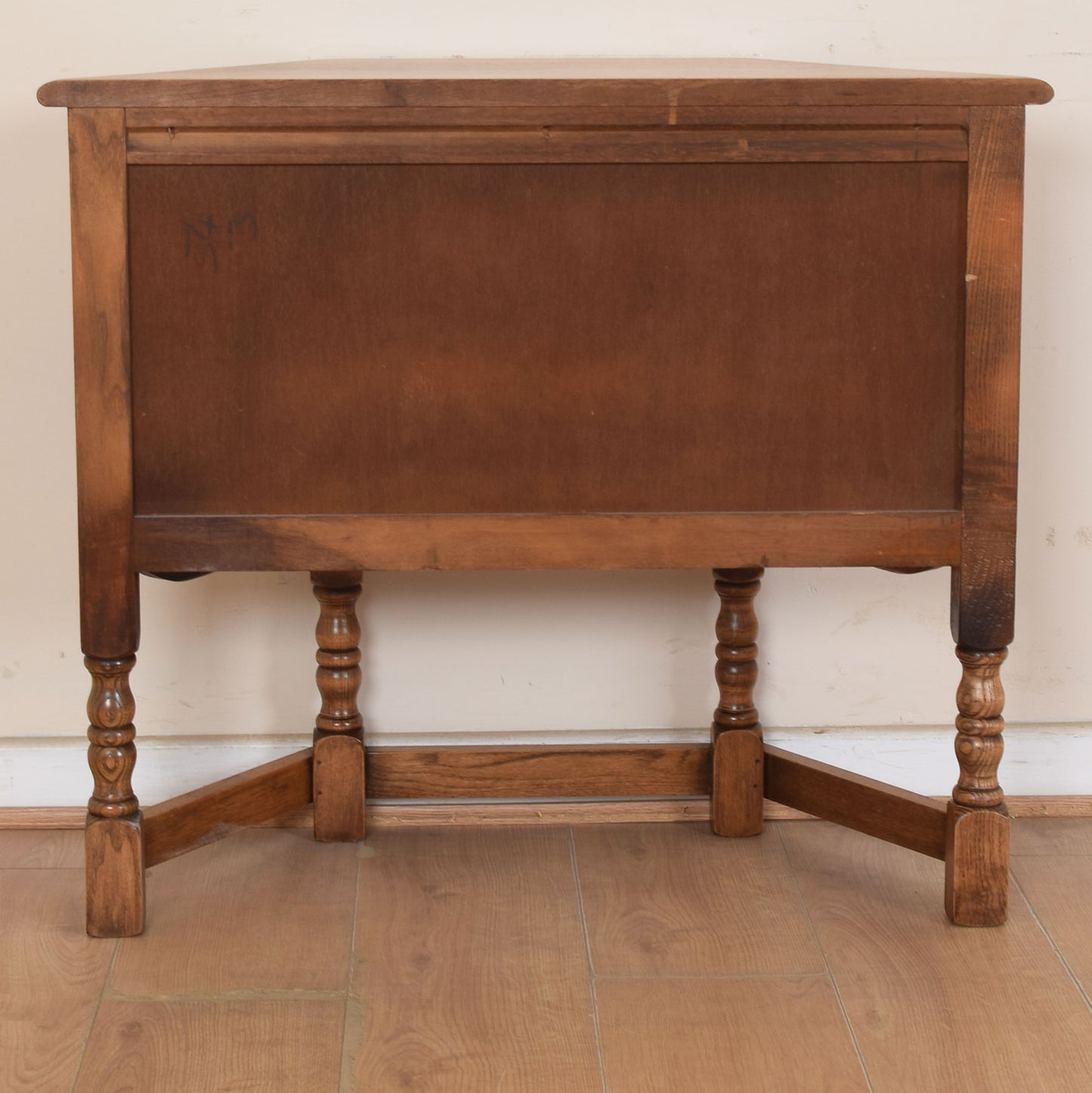 Old Charm Console Table