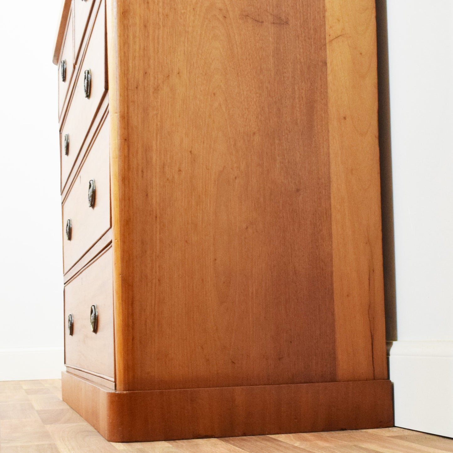 Rustic Mahogany Chest of Drawers