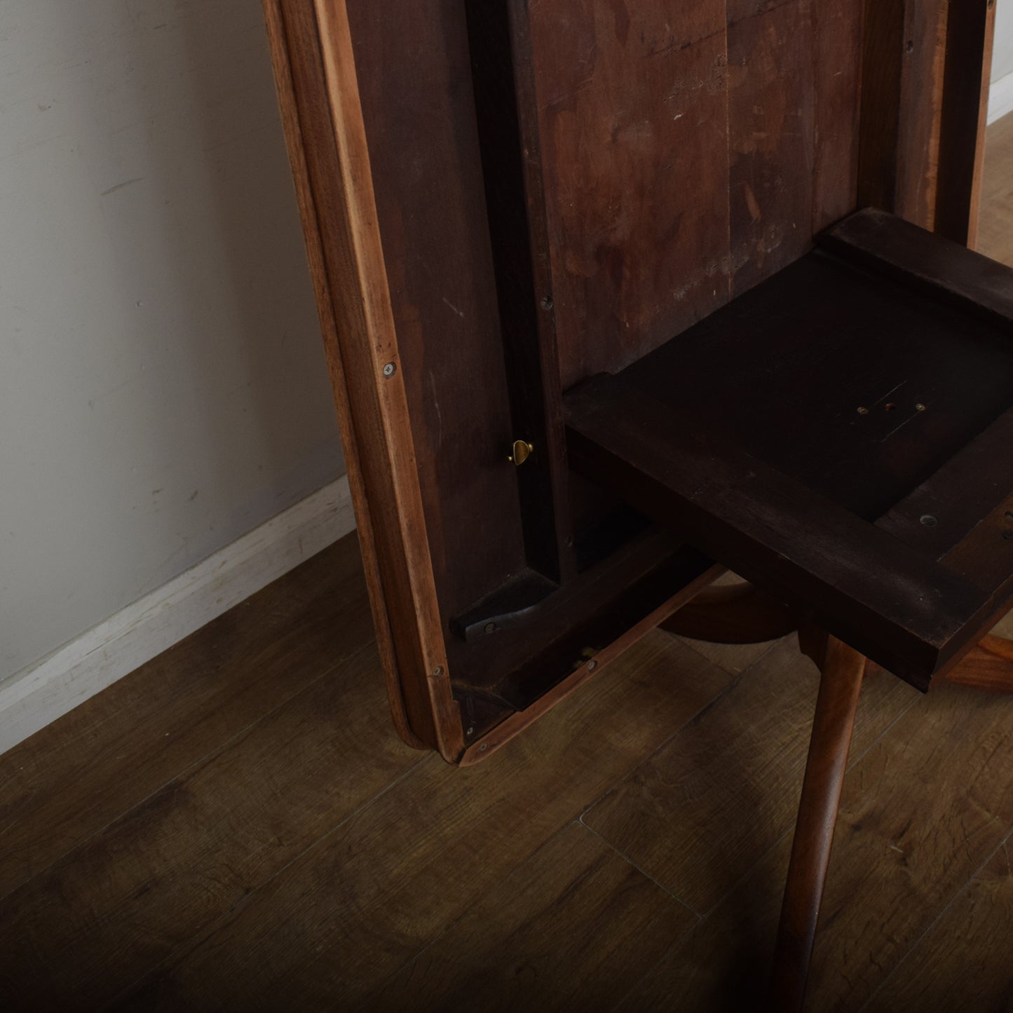 Victorian Tilt Top Coffee Table