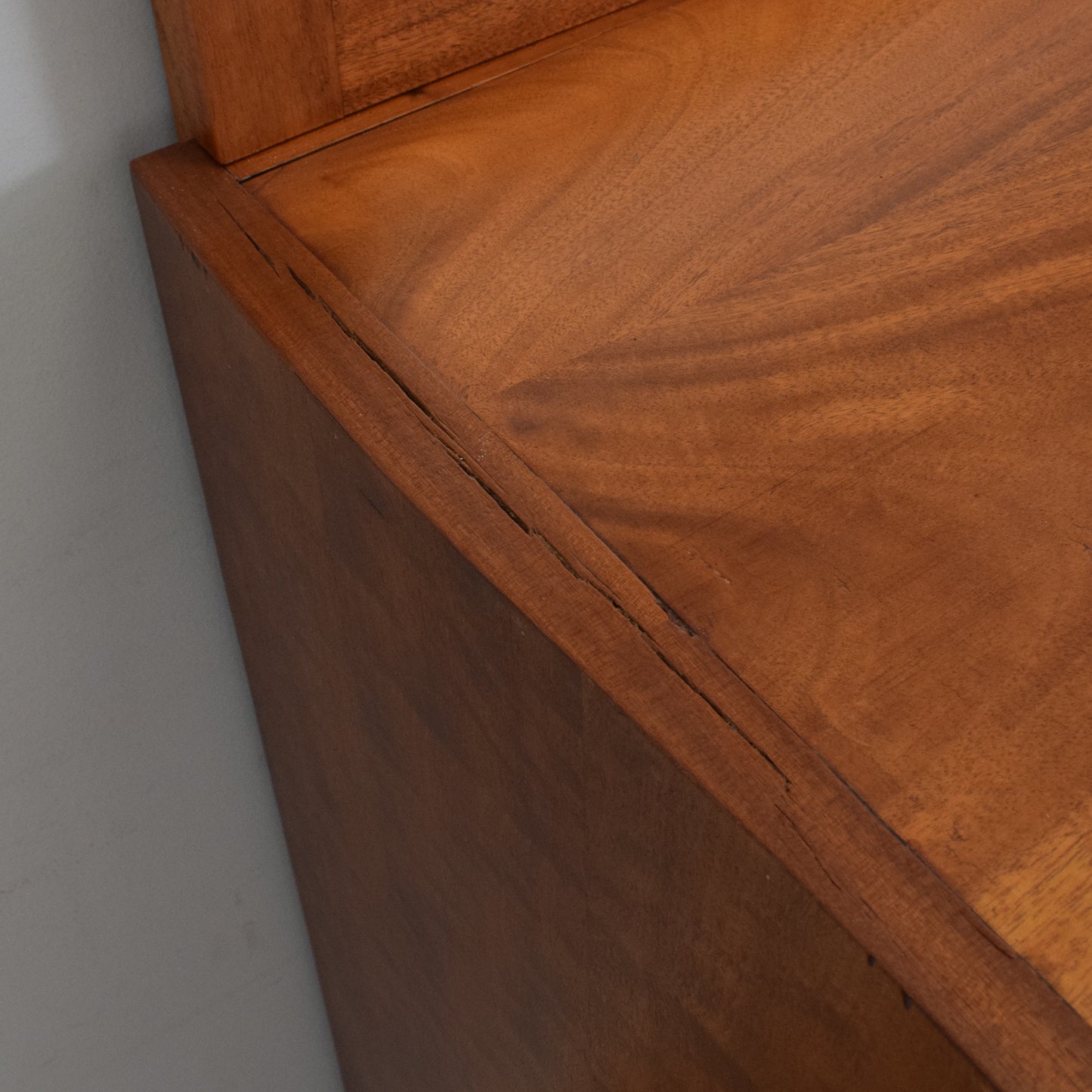 Mahogany Dressing Chest