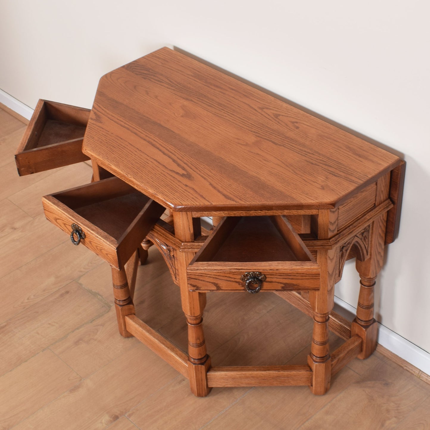 Old Charm Console Gateleg Table