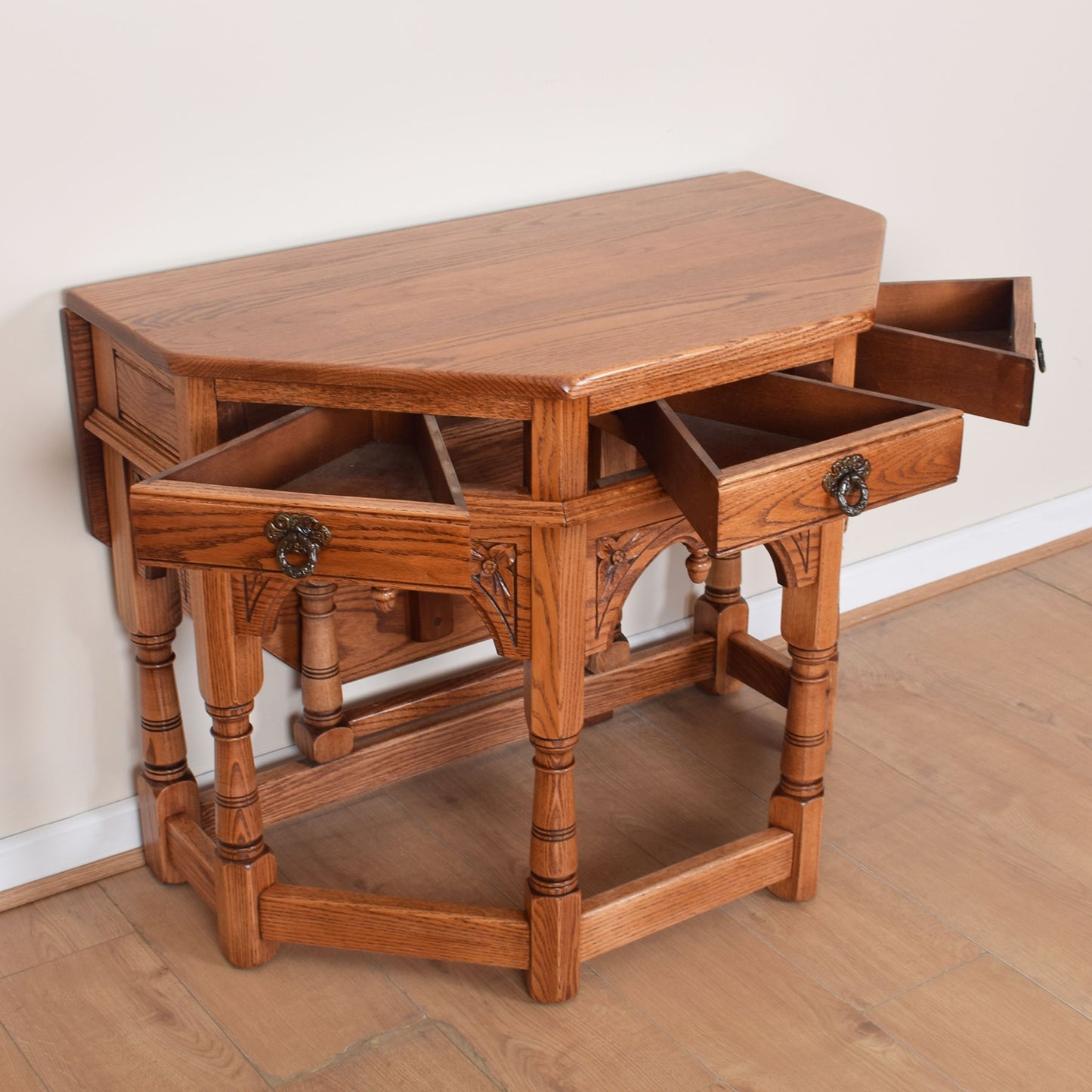 Old Charm Console Gateleg Table