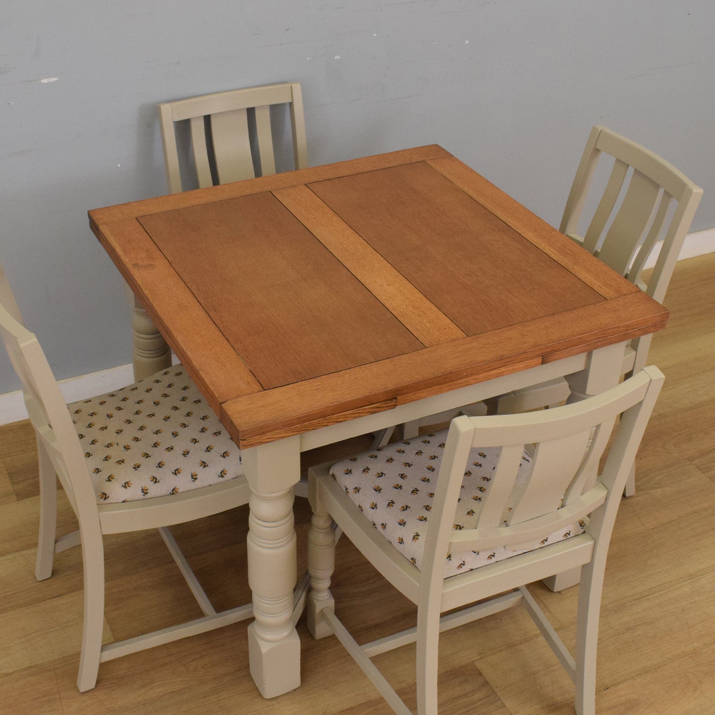 Painted Draw-Leaf Table and Four Chairs