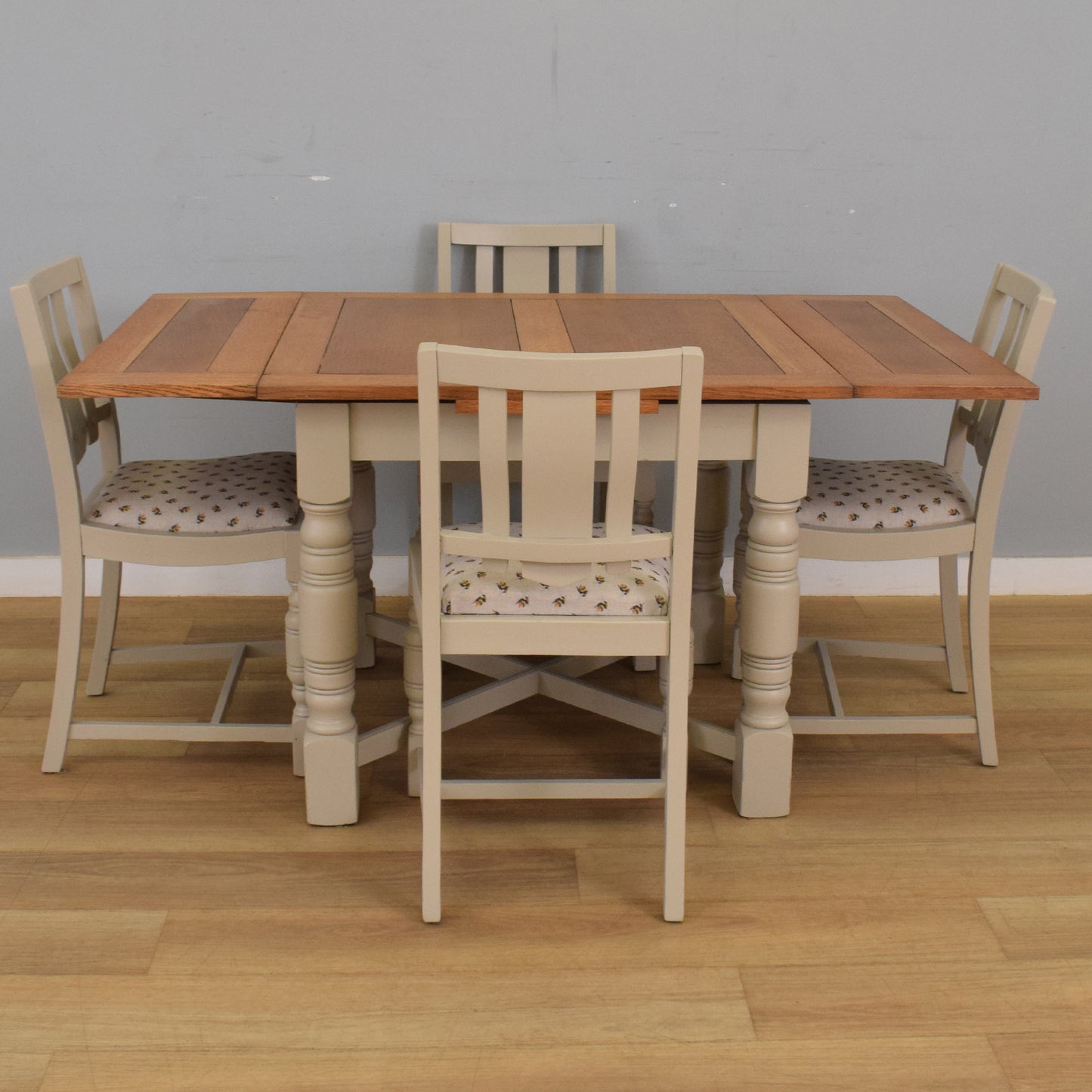 Painted Draw-Leaf Table and Four Chairs