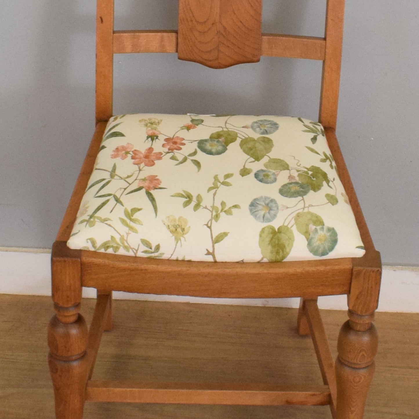 Ercol Draw-Leaf Table and Four Chairs