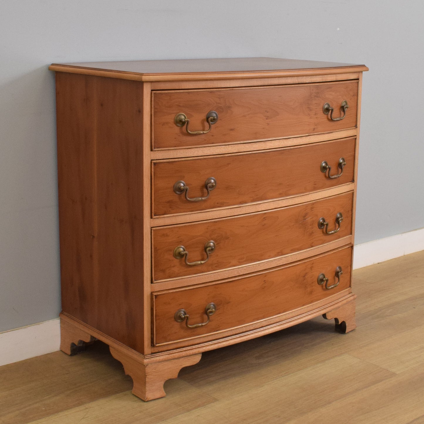 Mahogany Veneer Chest of Drawers