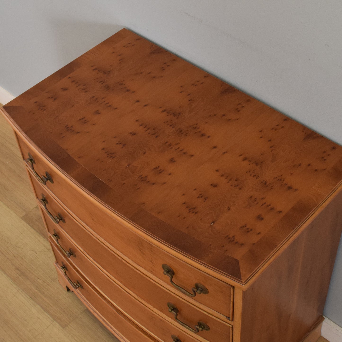 Mahogany Veneer Chest of Drawers