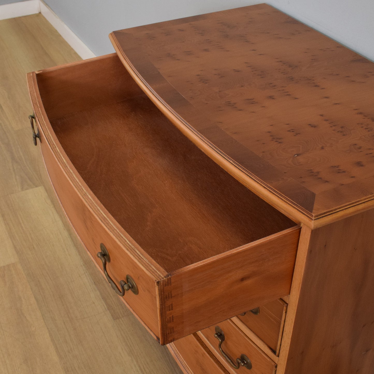 Mahogany Veneer Chest of Drawers