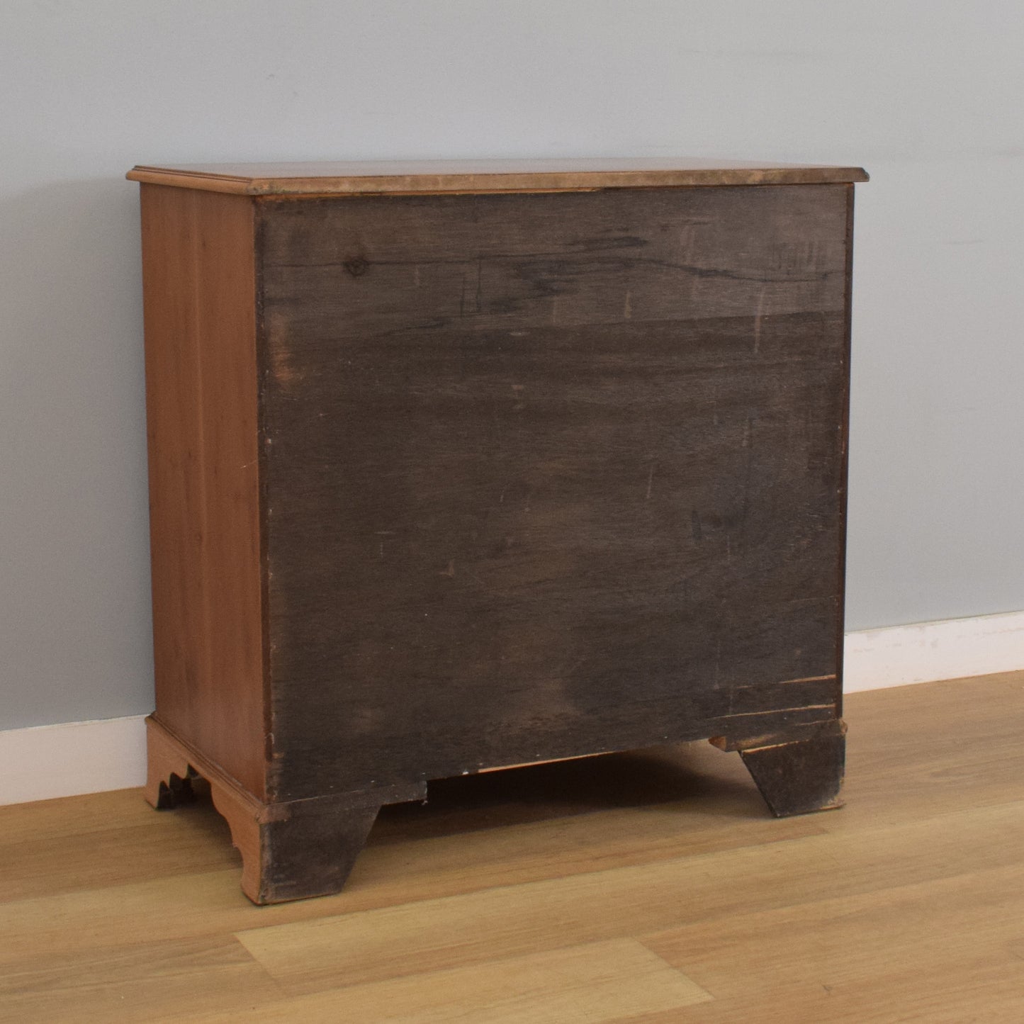 Mahogany Veneer Chest of Drawers