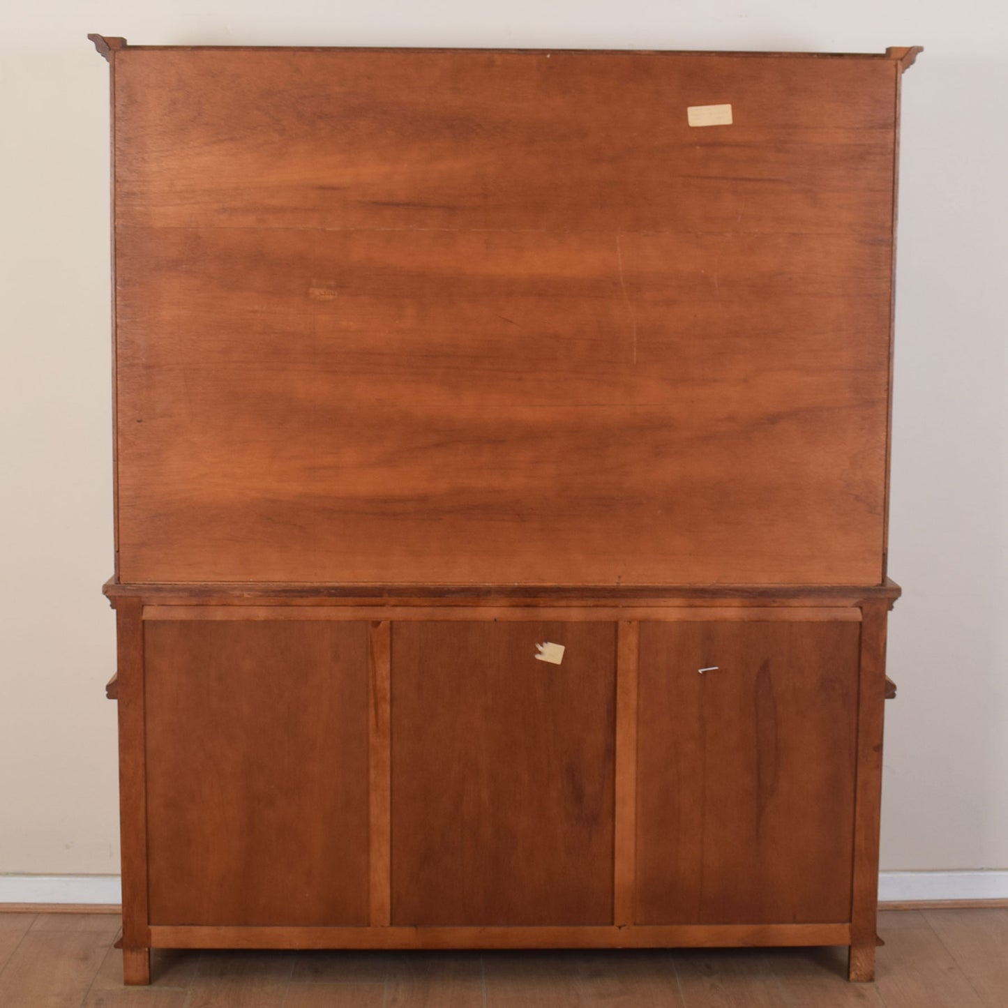 Old Charm Dresser Display Unit