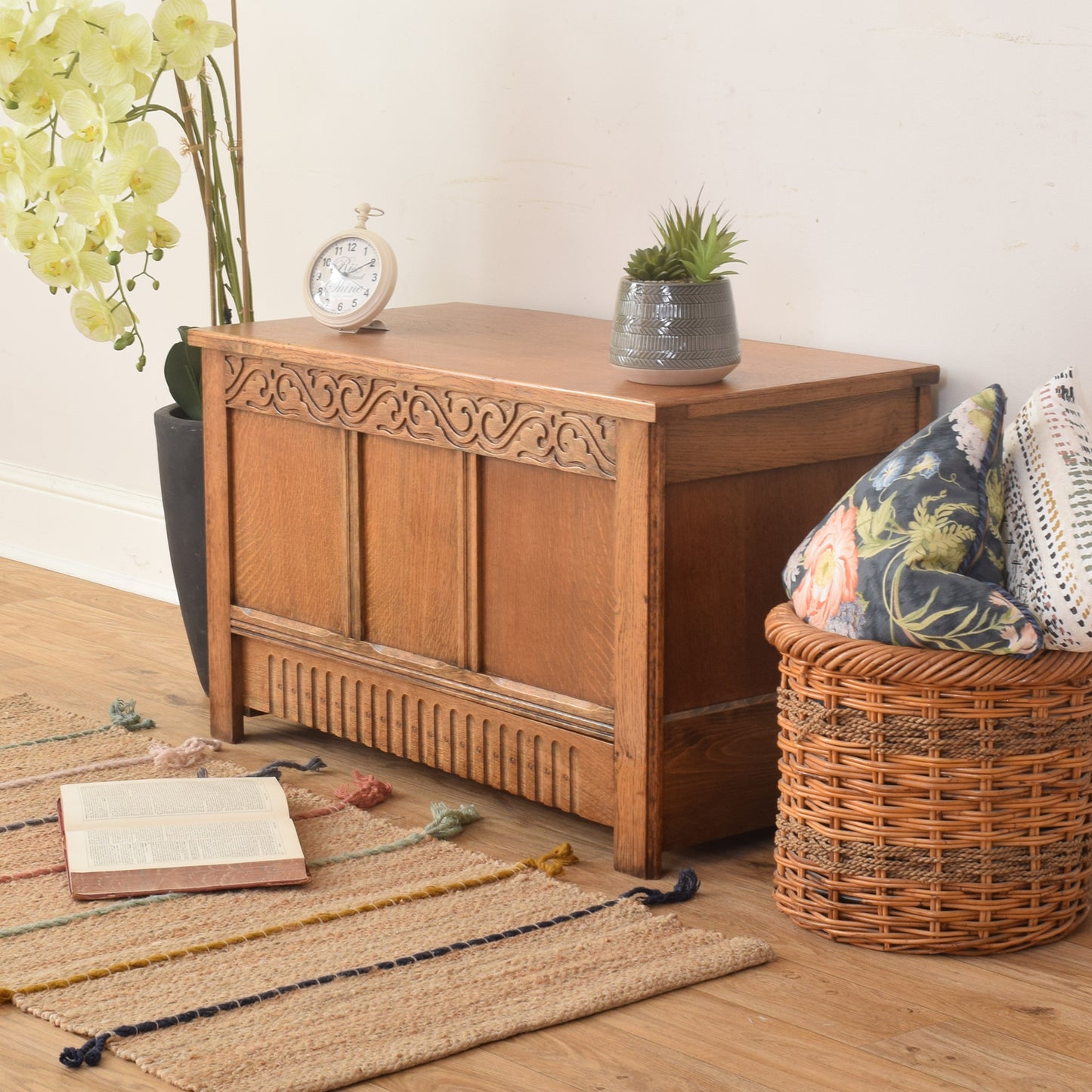 Oak Mule Chest
