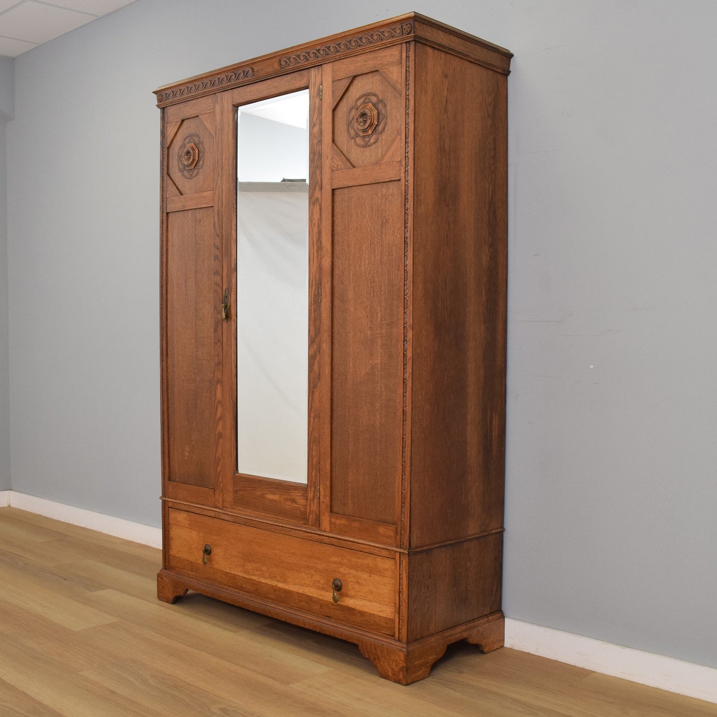 Oak Mirrored Hallrobe