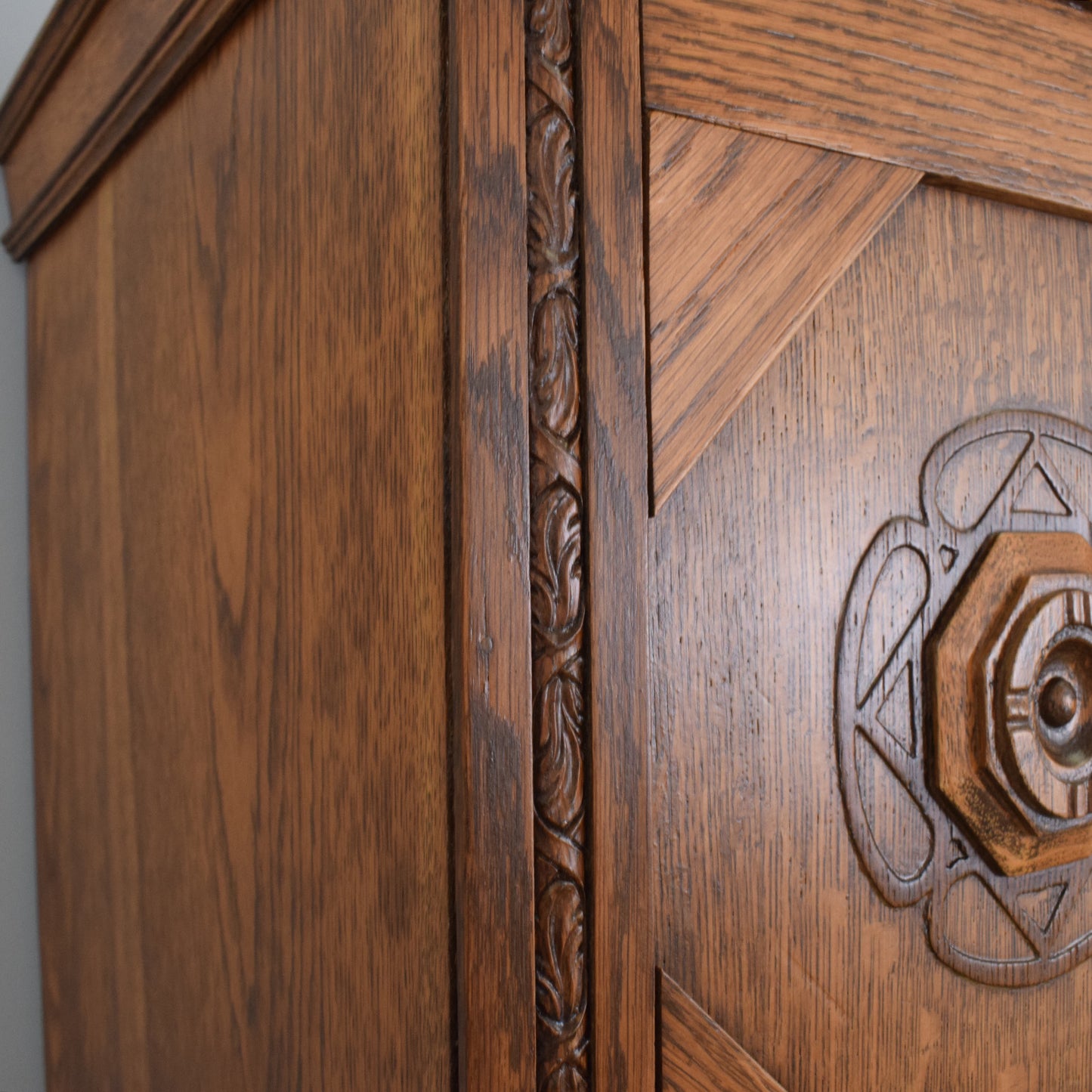 Oak Mirrored Hallrobe