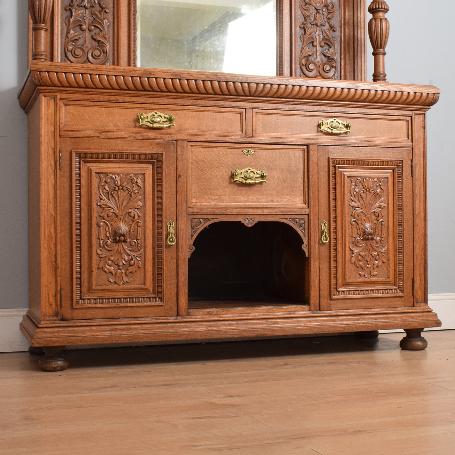 Large Oak Mirrored Sideboard