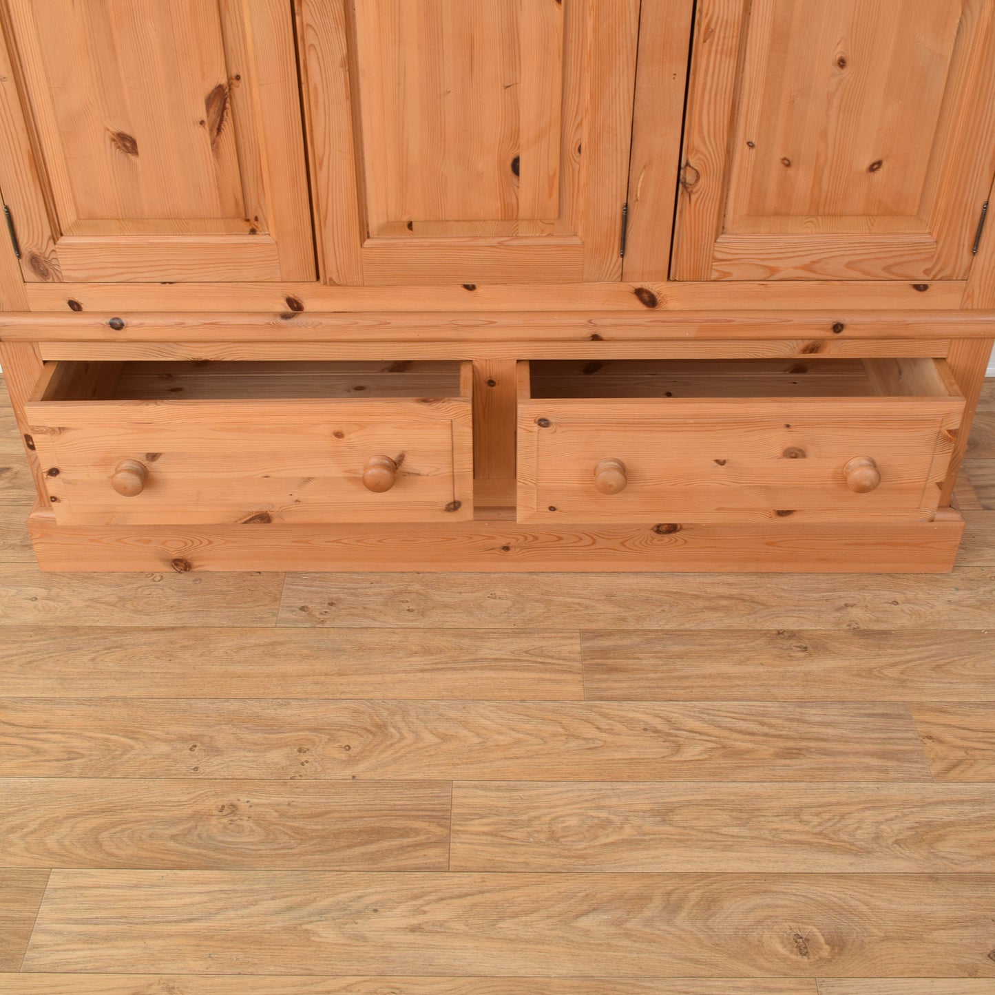 Pine Three Door Wardrobe