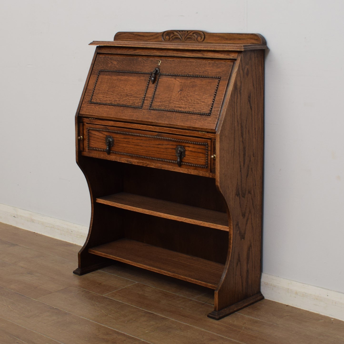 Oak Students Bureau