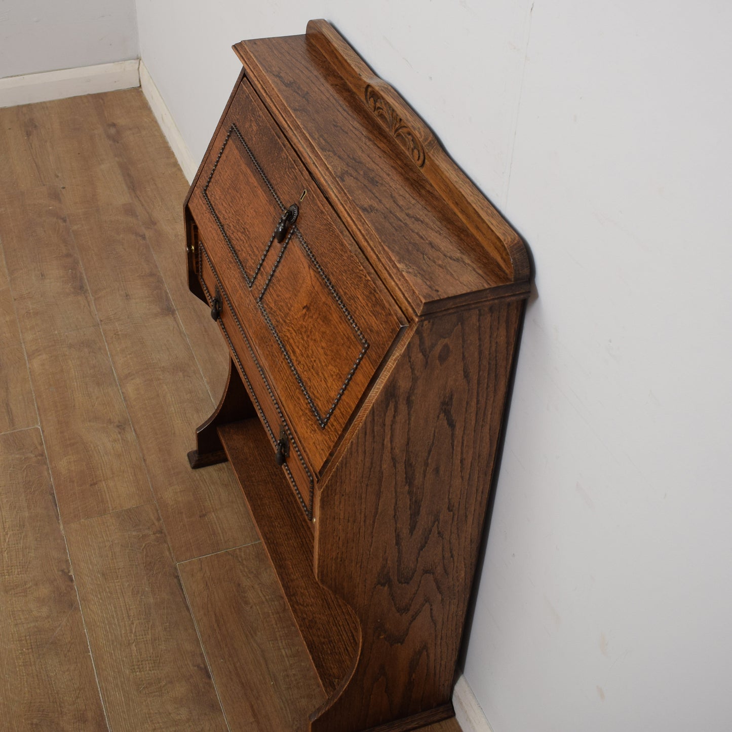 Oak Students Bureau
