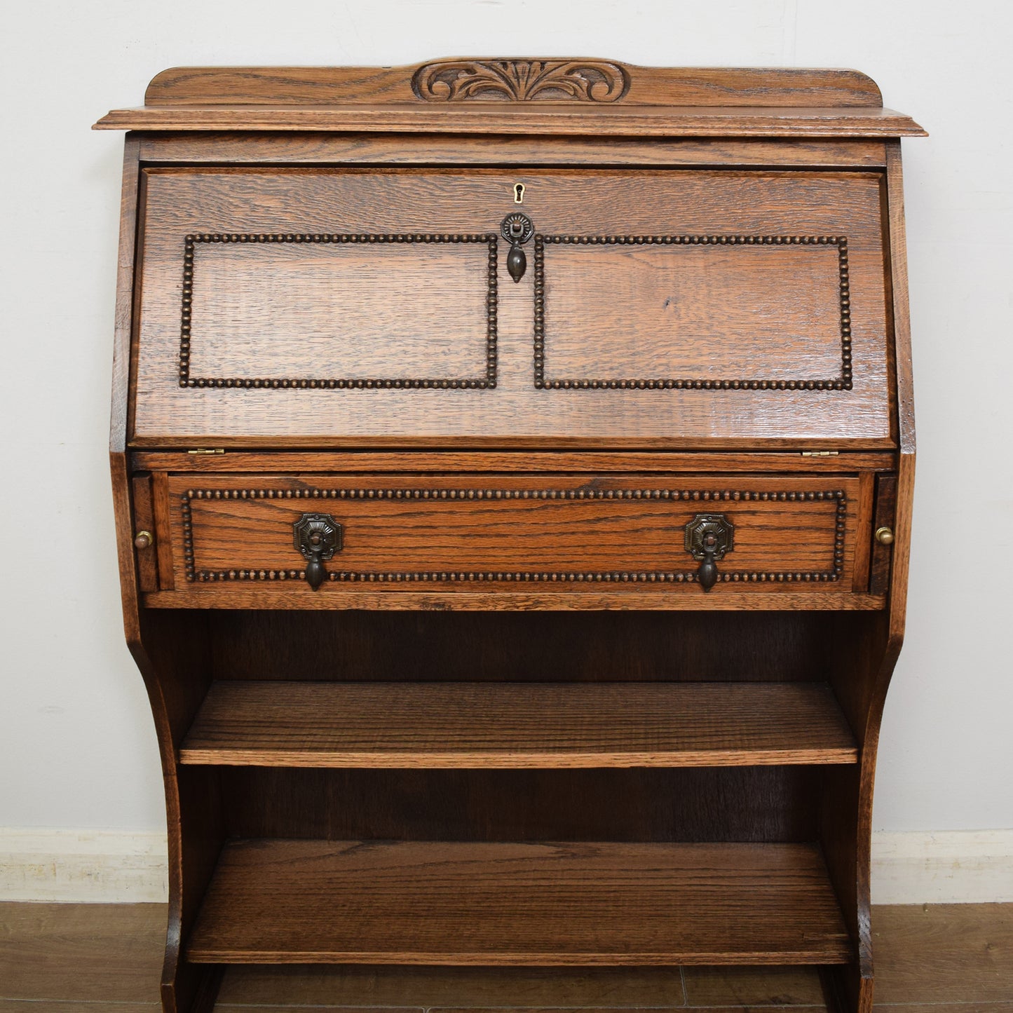 Oak Students Bureau