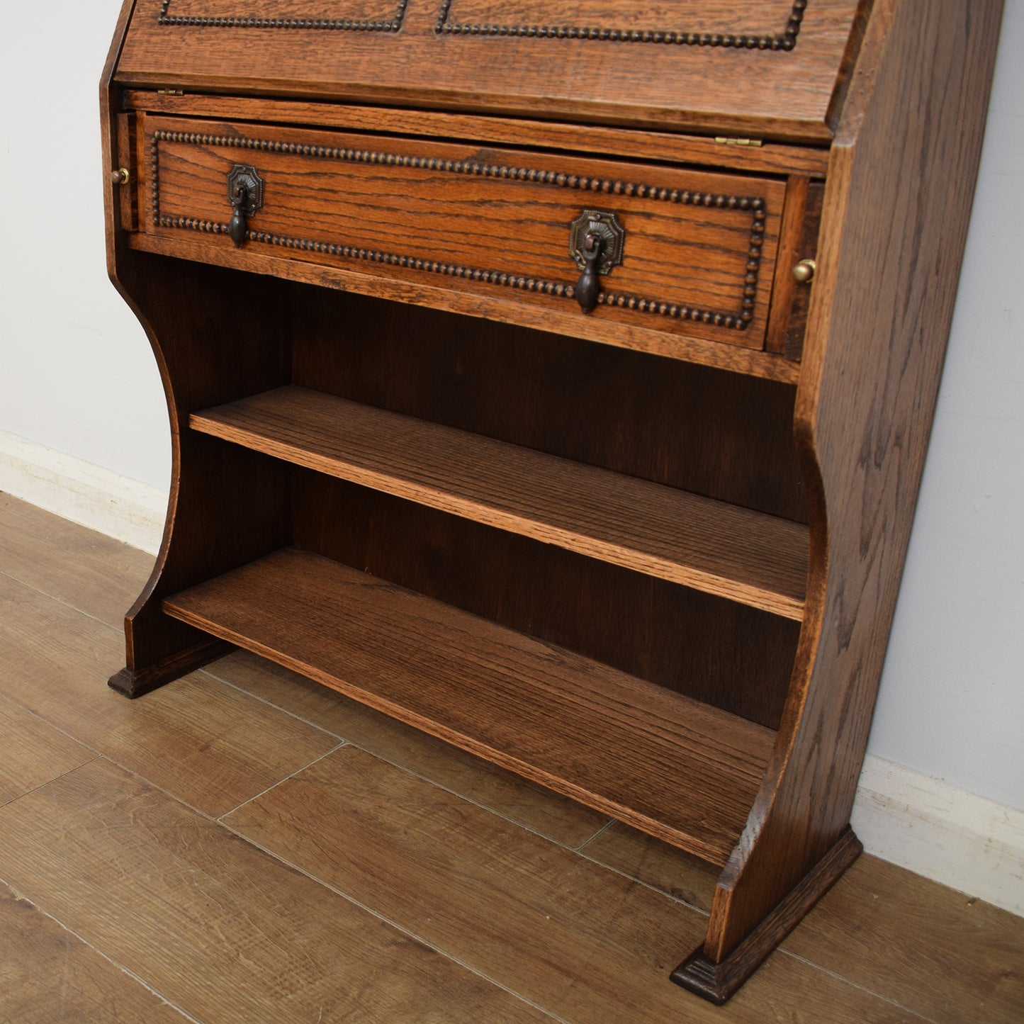 Oak Students Bureau