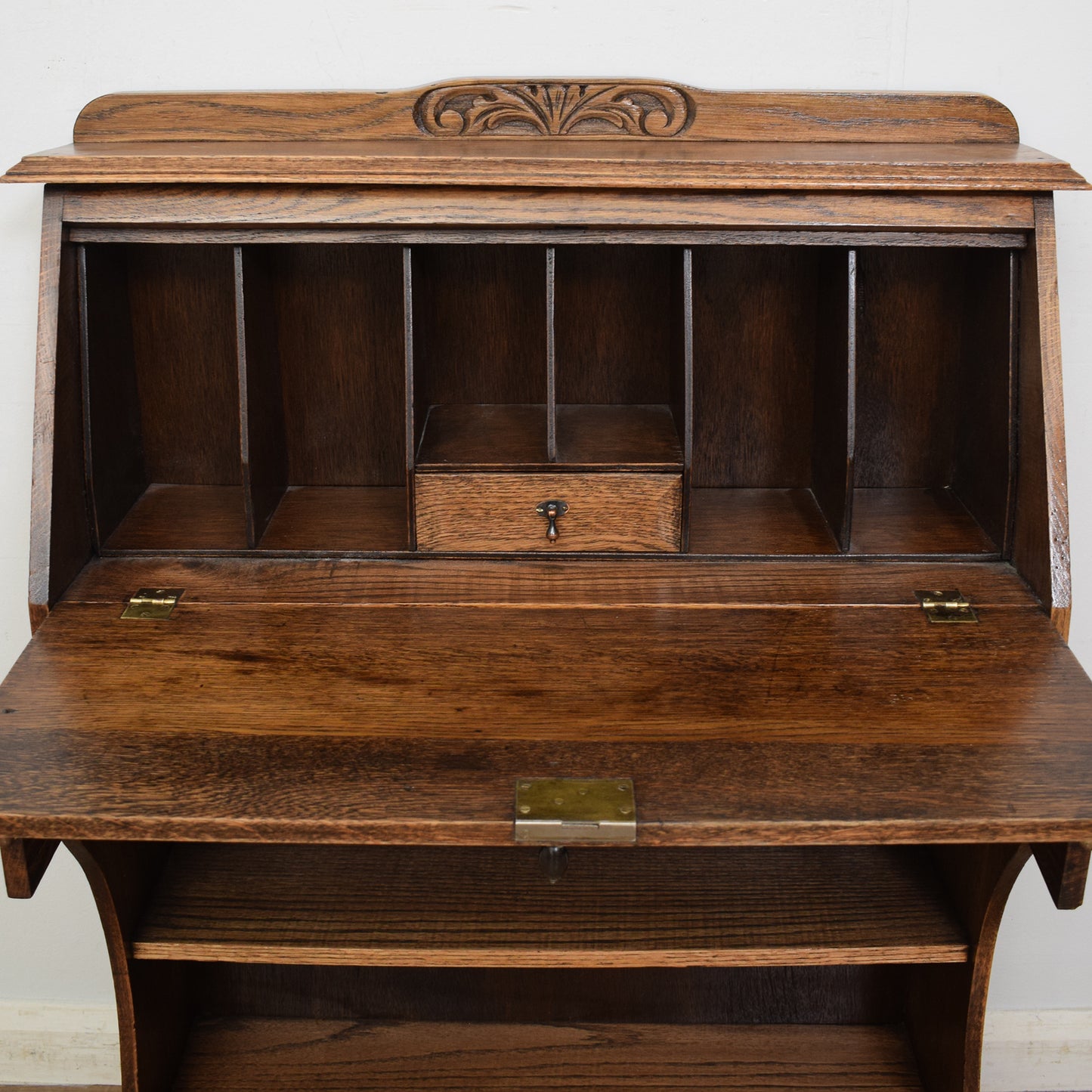 Oak Students Bureau