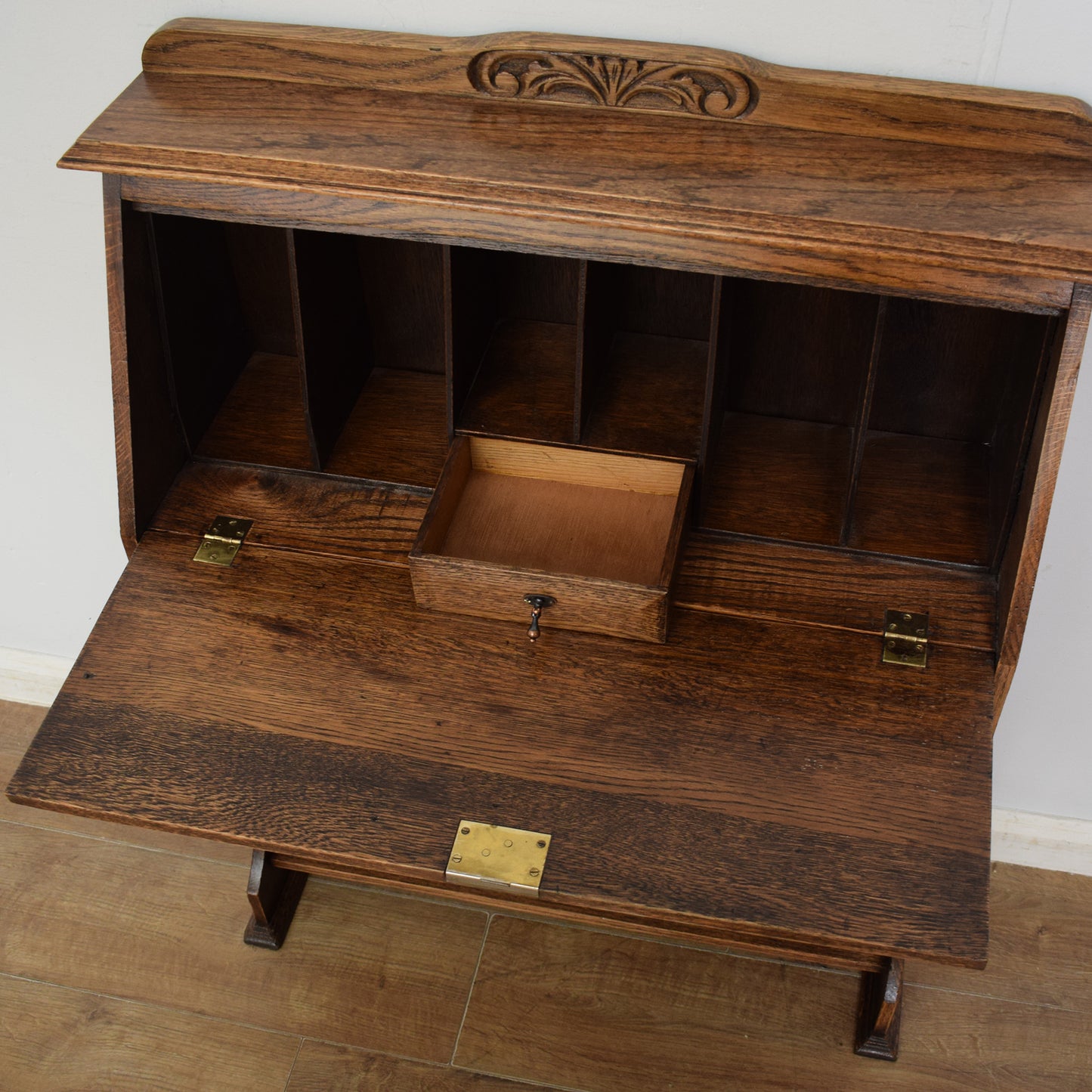 Oak Students Bureau