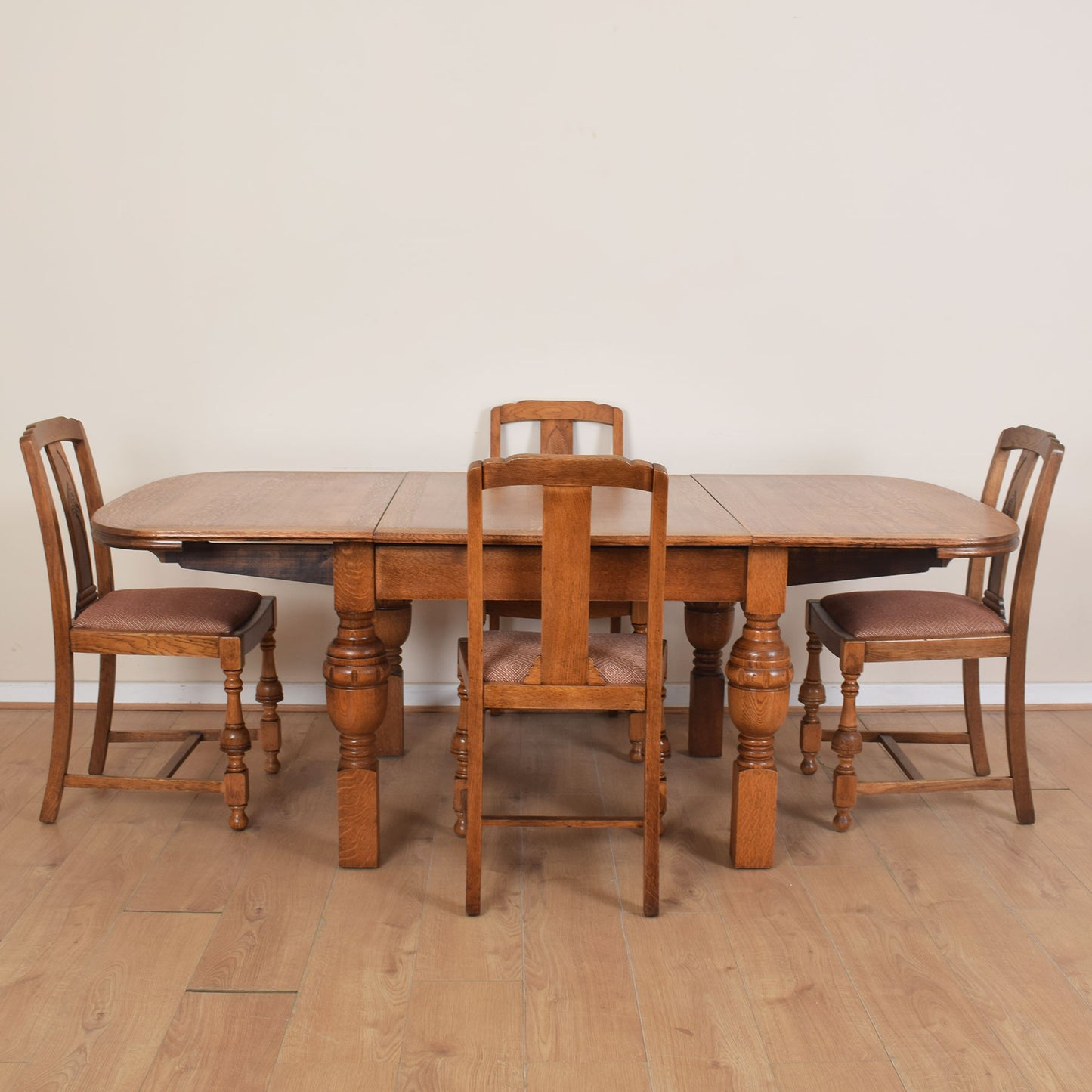 Oak Extending Dining Table with Four Chairs