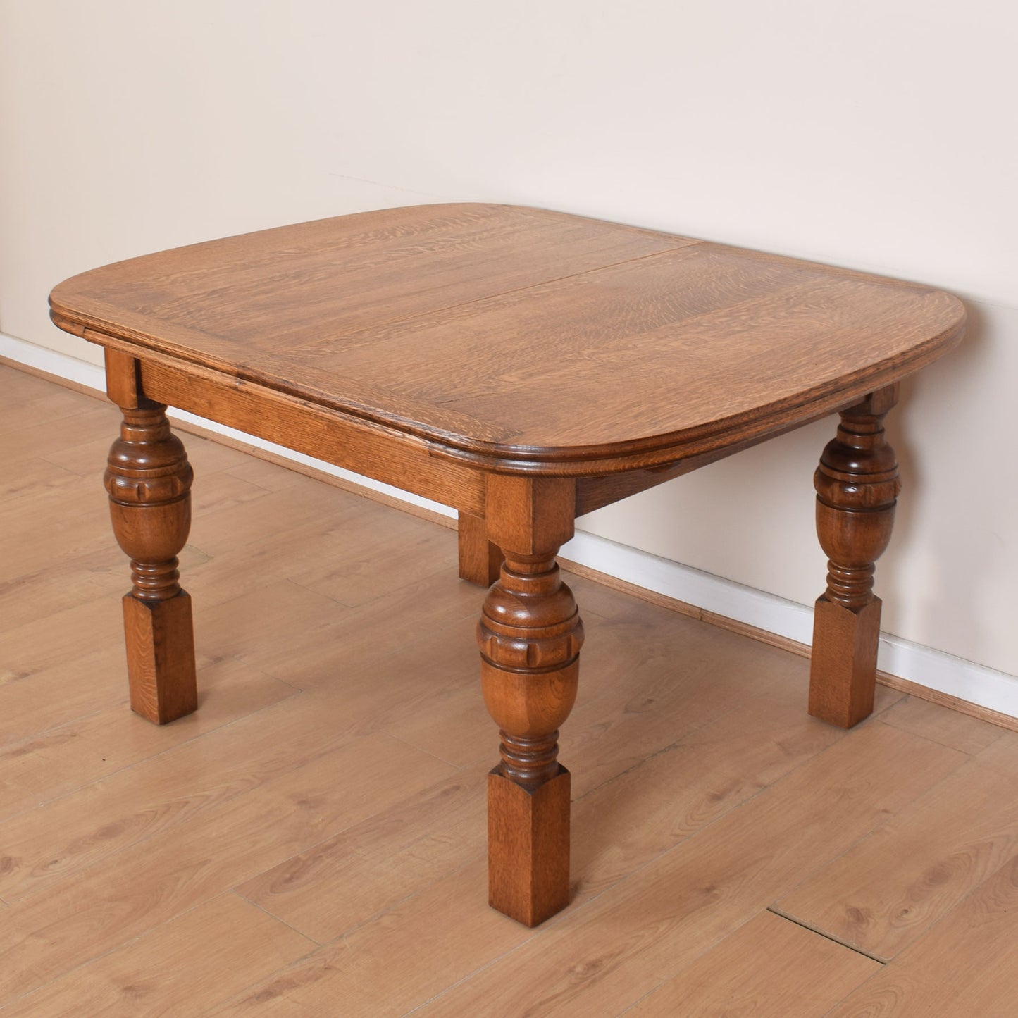 Oak Extending Dining Table with Four Chairs