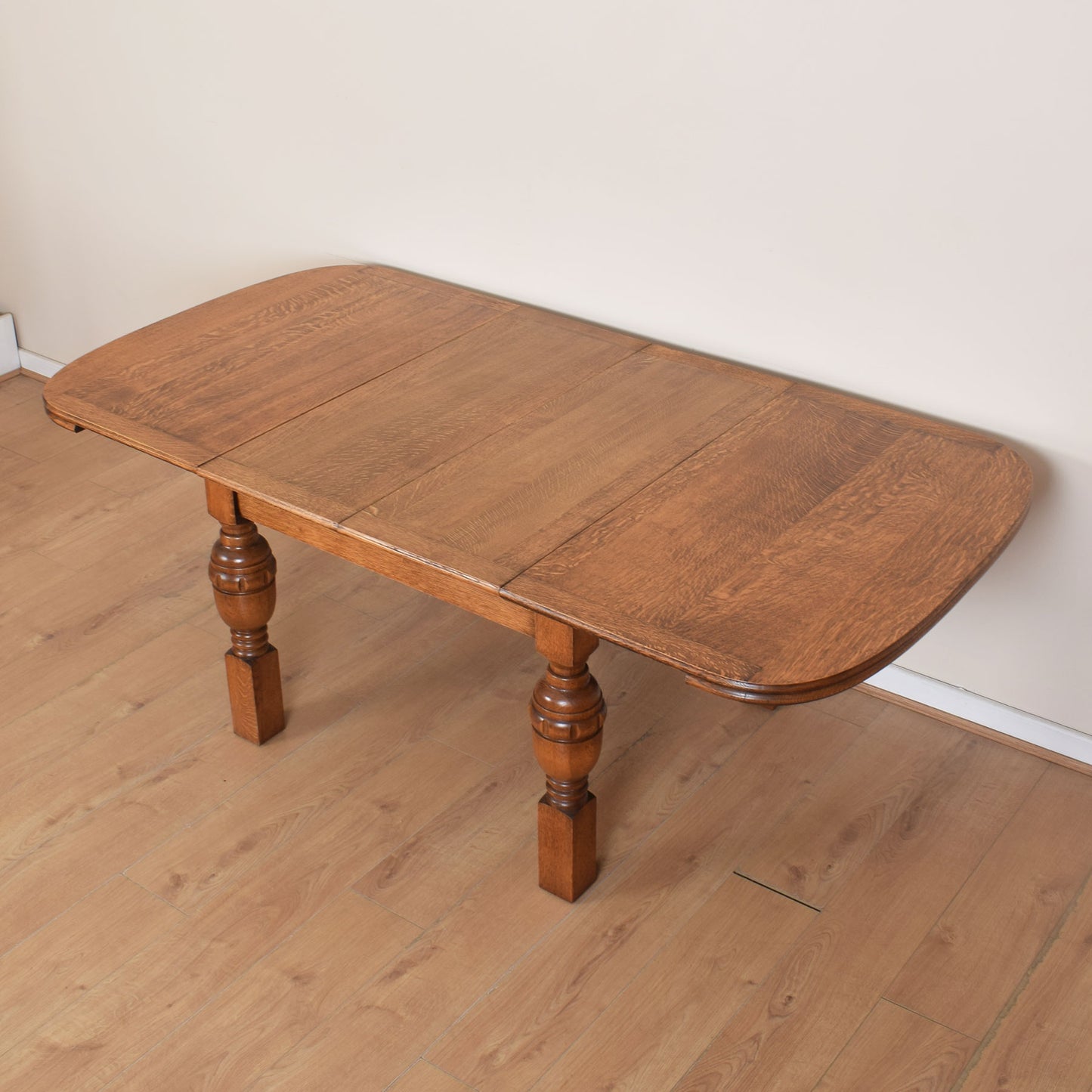 Oak Extending Dining Table with Four Chairs
