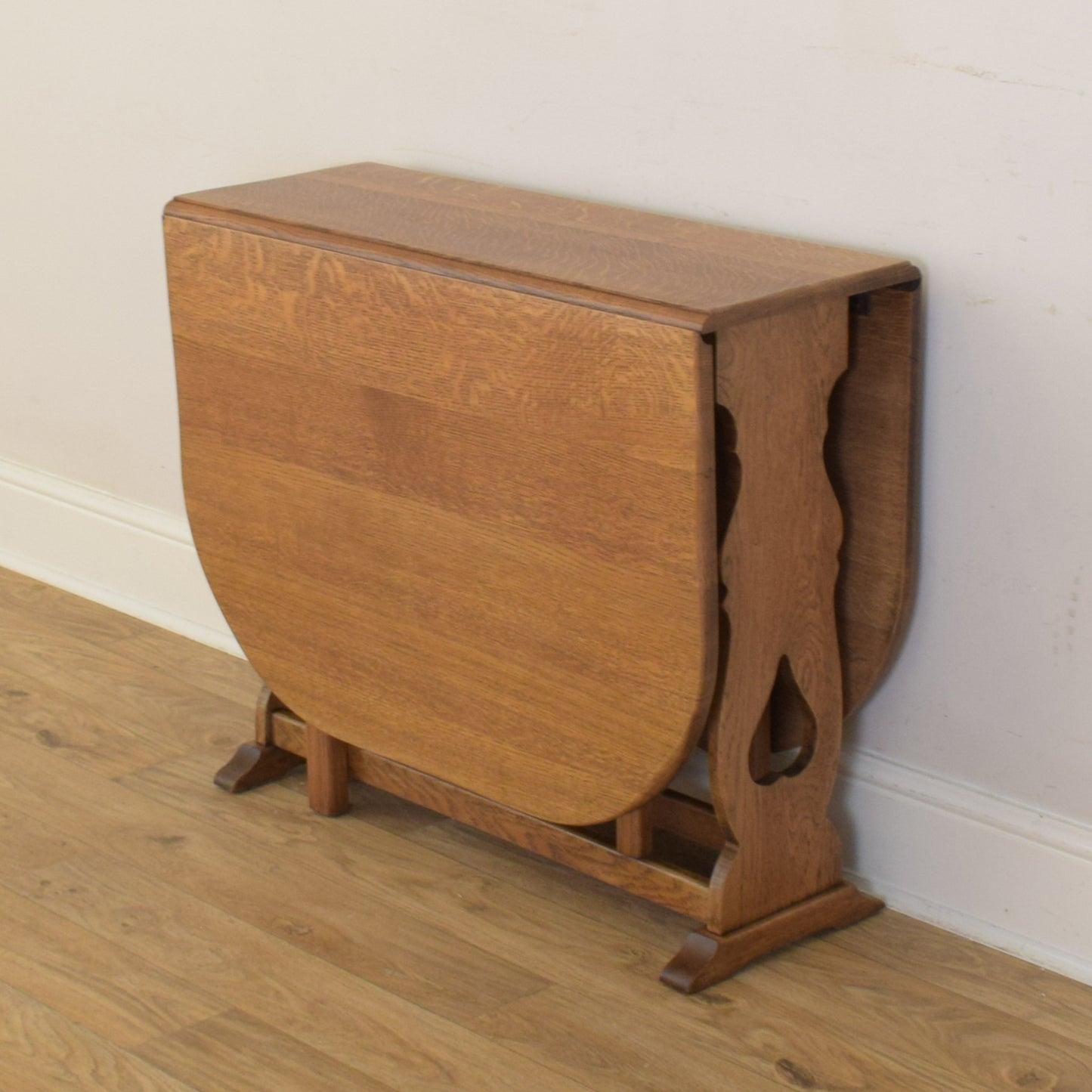 Drop Leaf Table And Four Chairs
