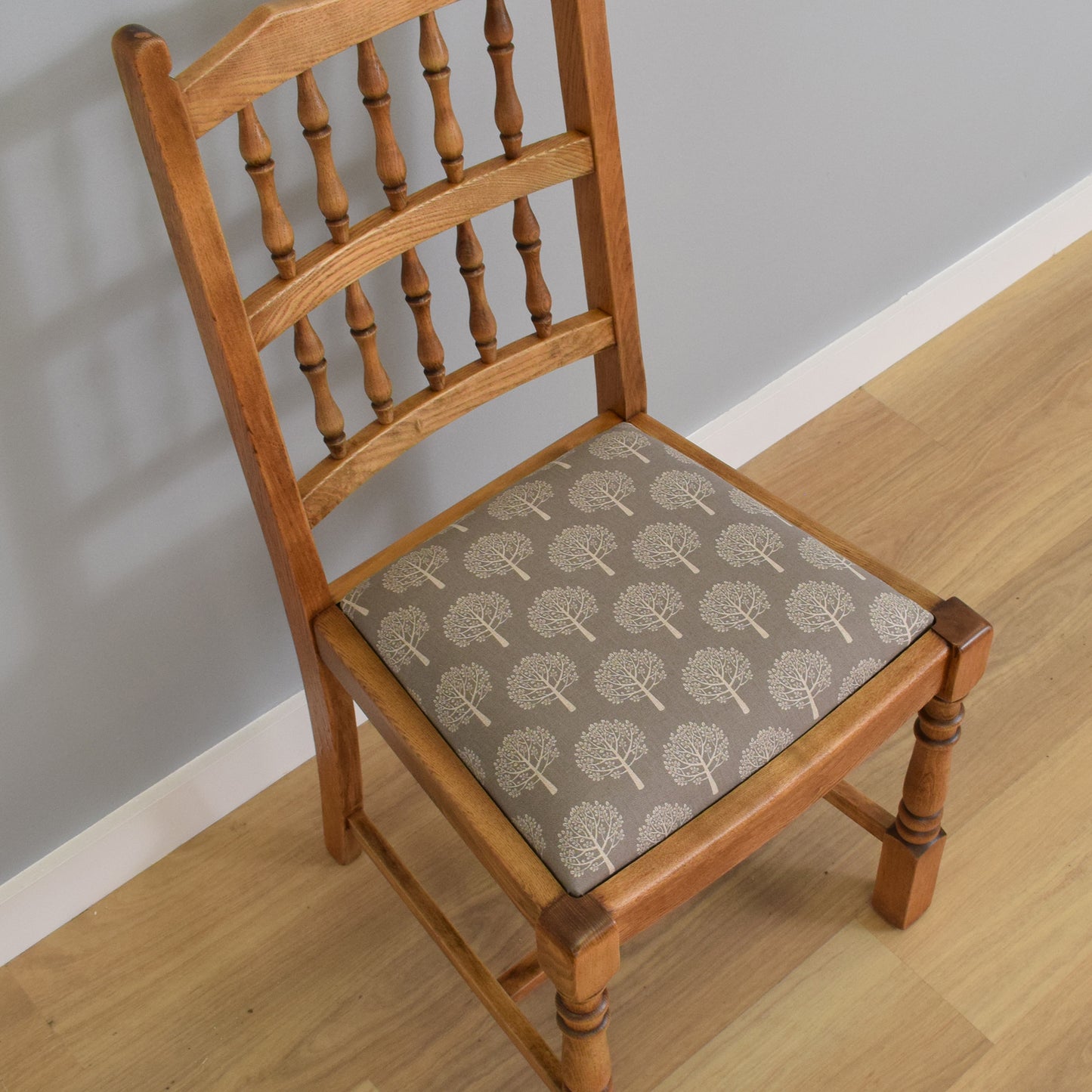 Ercol Trestle Table and Four 'Old Colonial' Chairs