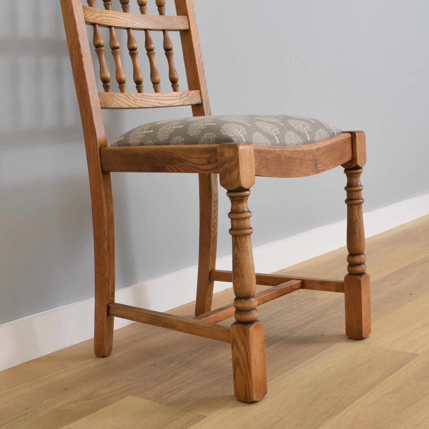 Ercol Trestle Table and Four 'Old Colonial' Chairs