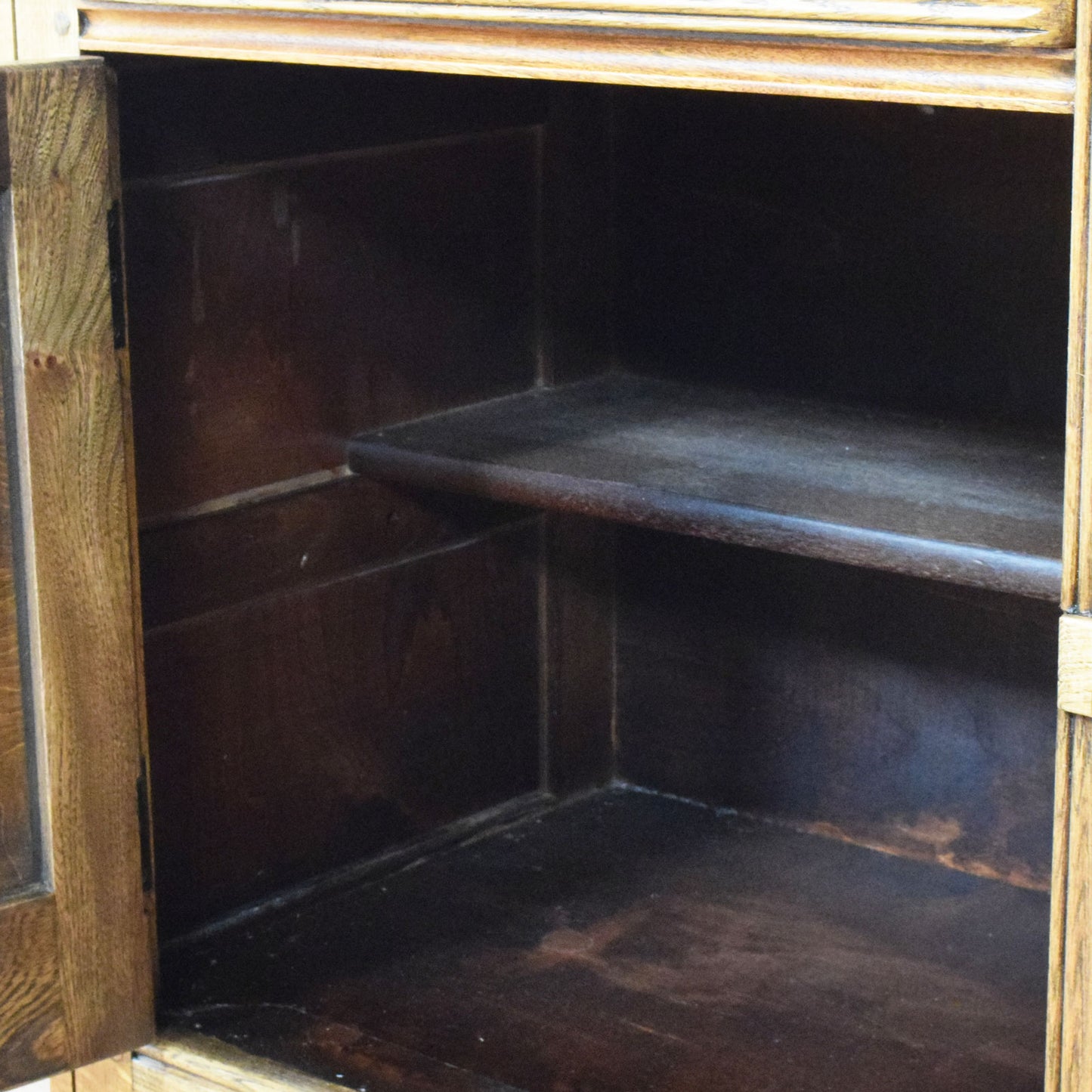 Ercol Court Cabinet