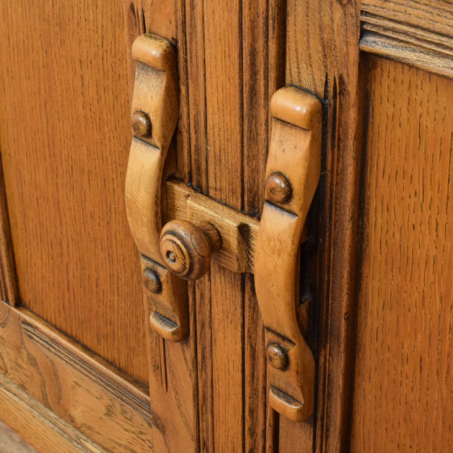 Ercol Court Cabinet