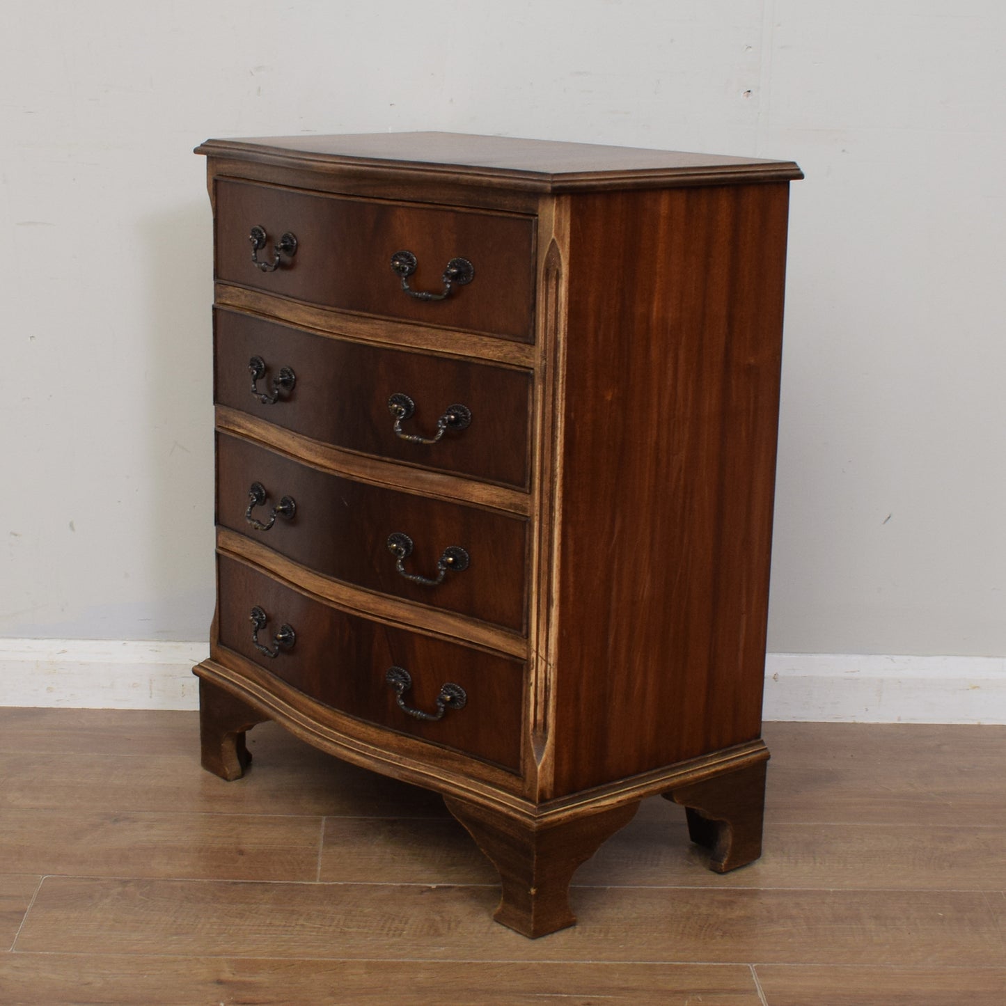 Mahogany Chest of Drawers